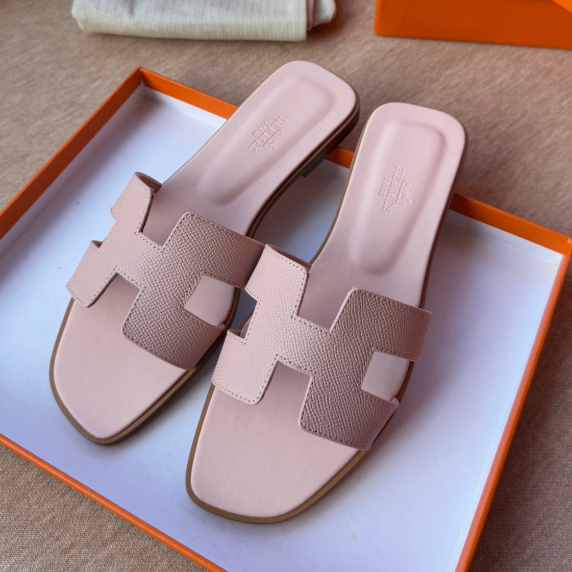 0RAN SANDALS IN PASTEL PINK CALFSKIN、mysite、Cacoeks