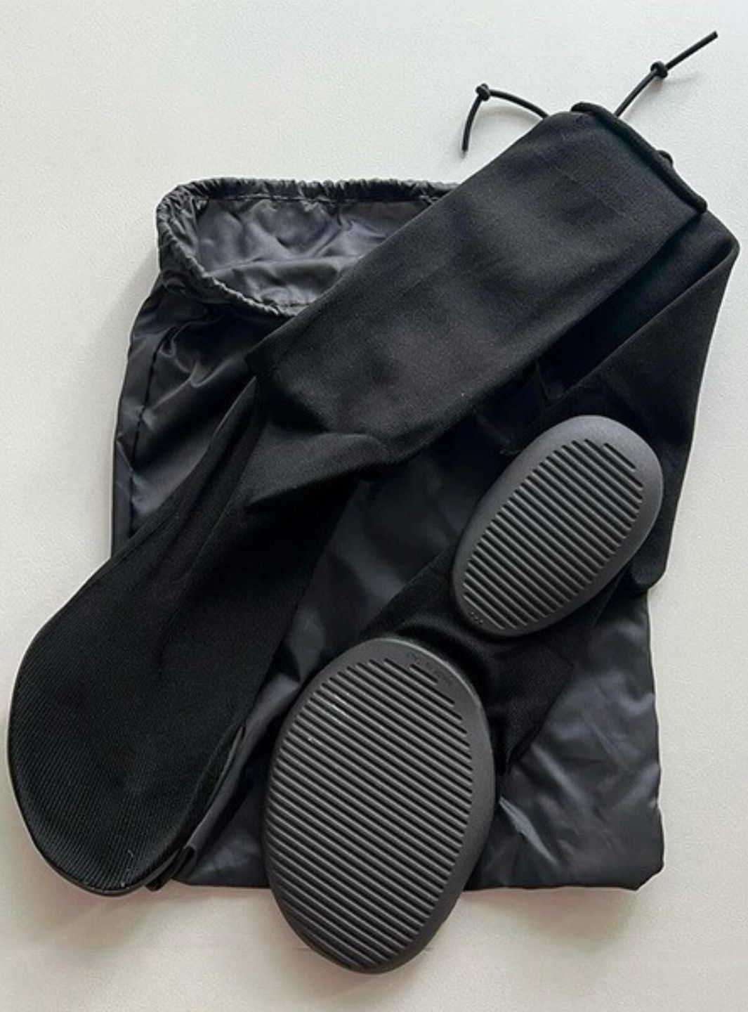 Adidas Yeezy Pods Black、mysite、Cacoeks