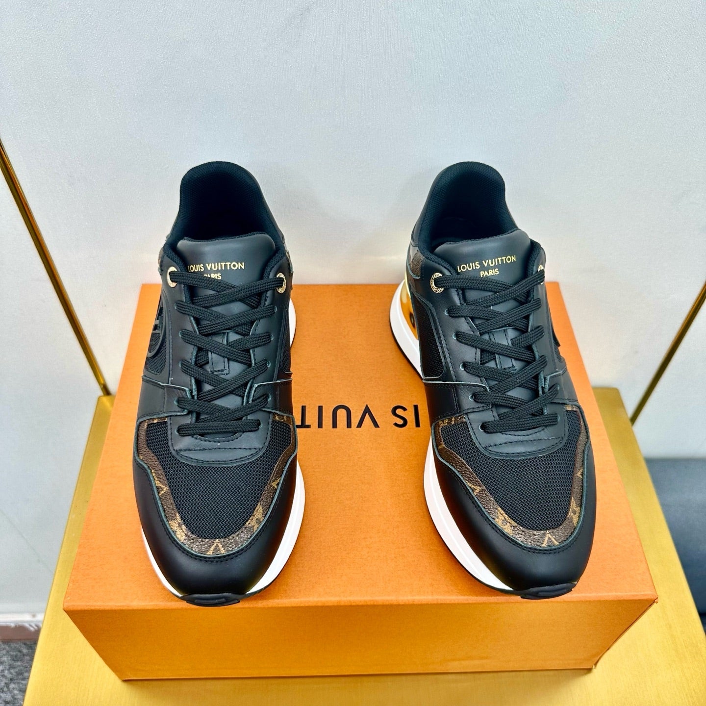 NEO RUN AWAY SNEAKER IN BLACK CALFSKIN、mysite、Cacoeks