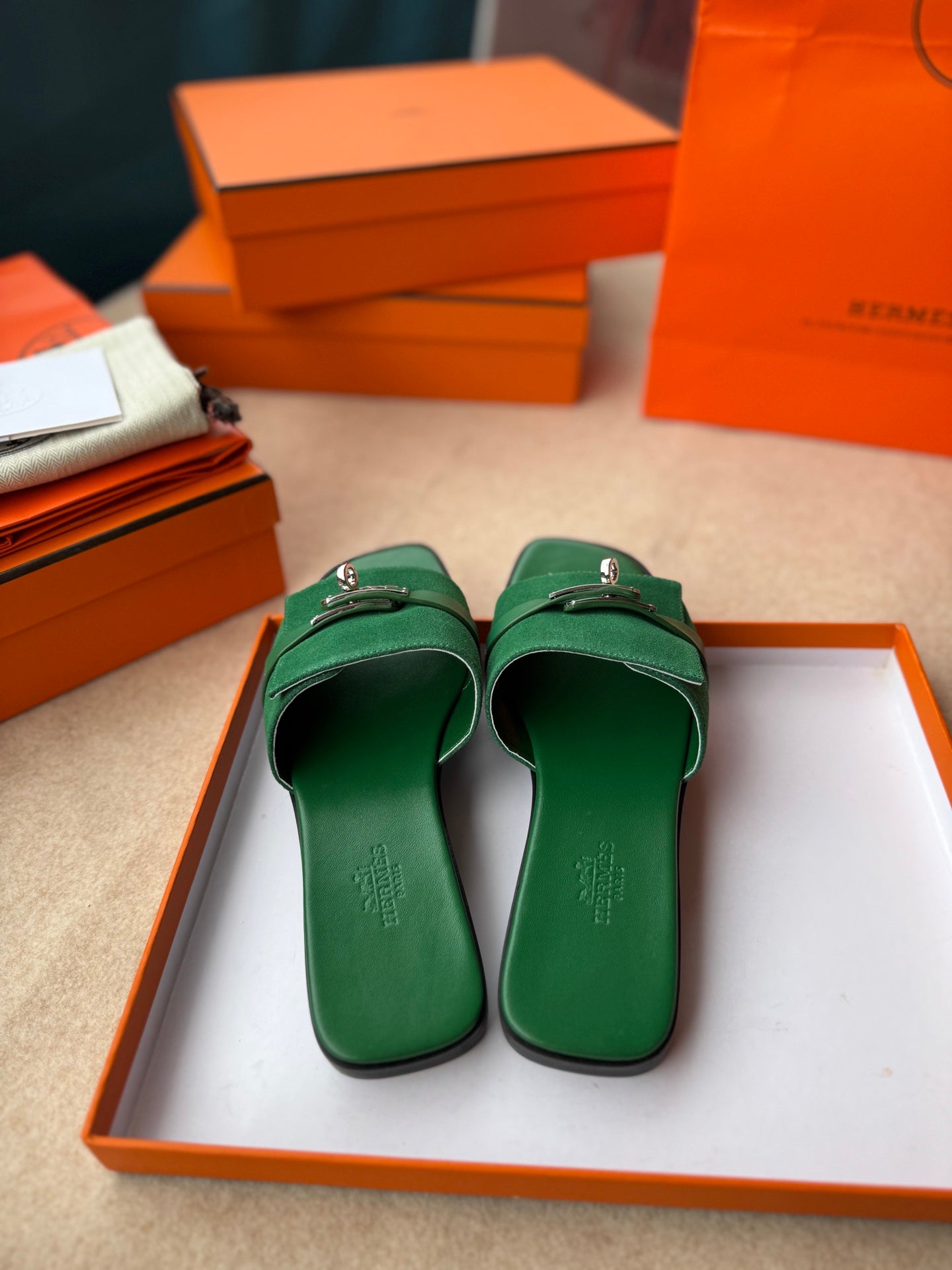0RAN SANDALS IN EMERALD GREEN CALFSKIN、mysite、Cacoeks