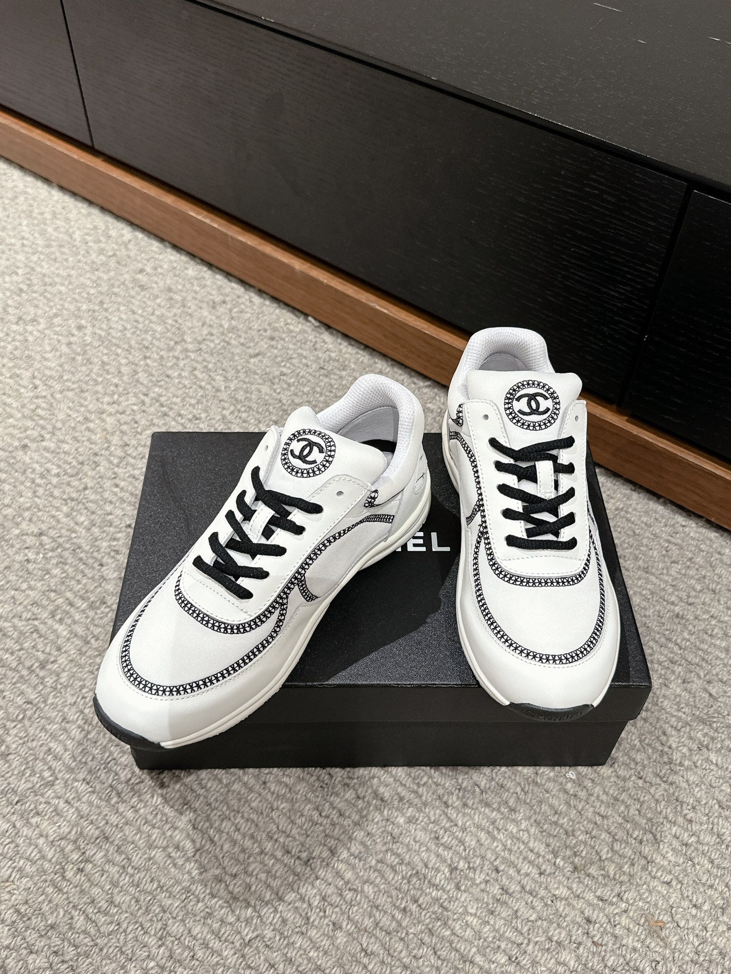 CLASSIC TRAINER IN WHITE MIX BLACK FABRIC、mysite、Cacoeks