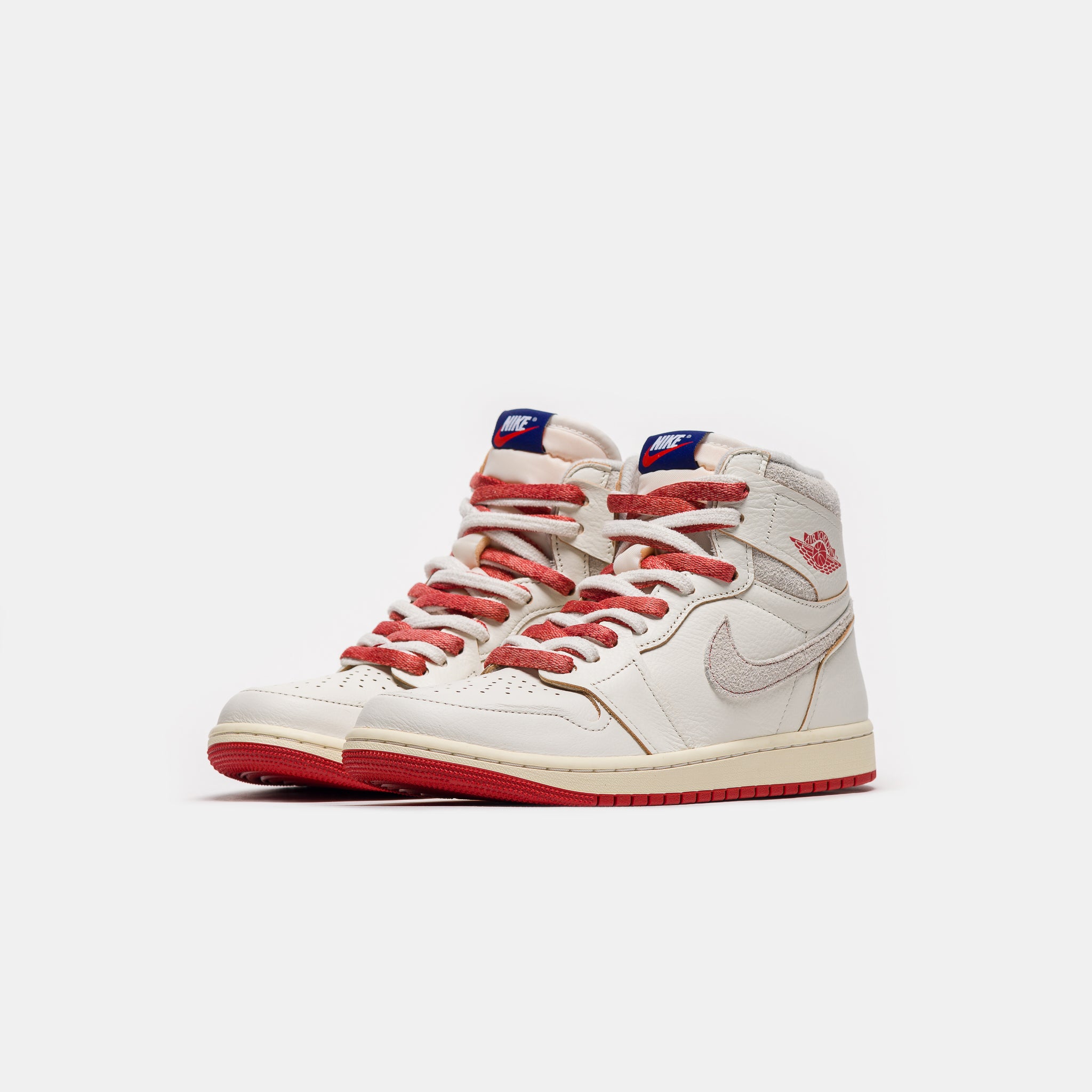Air Jordan 1 High OG Sneaker in Sail/Cinnabar/Light Bone