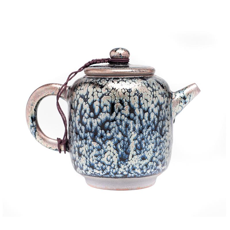 GEEK BAR-https://www.hot-toy.com/