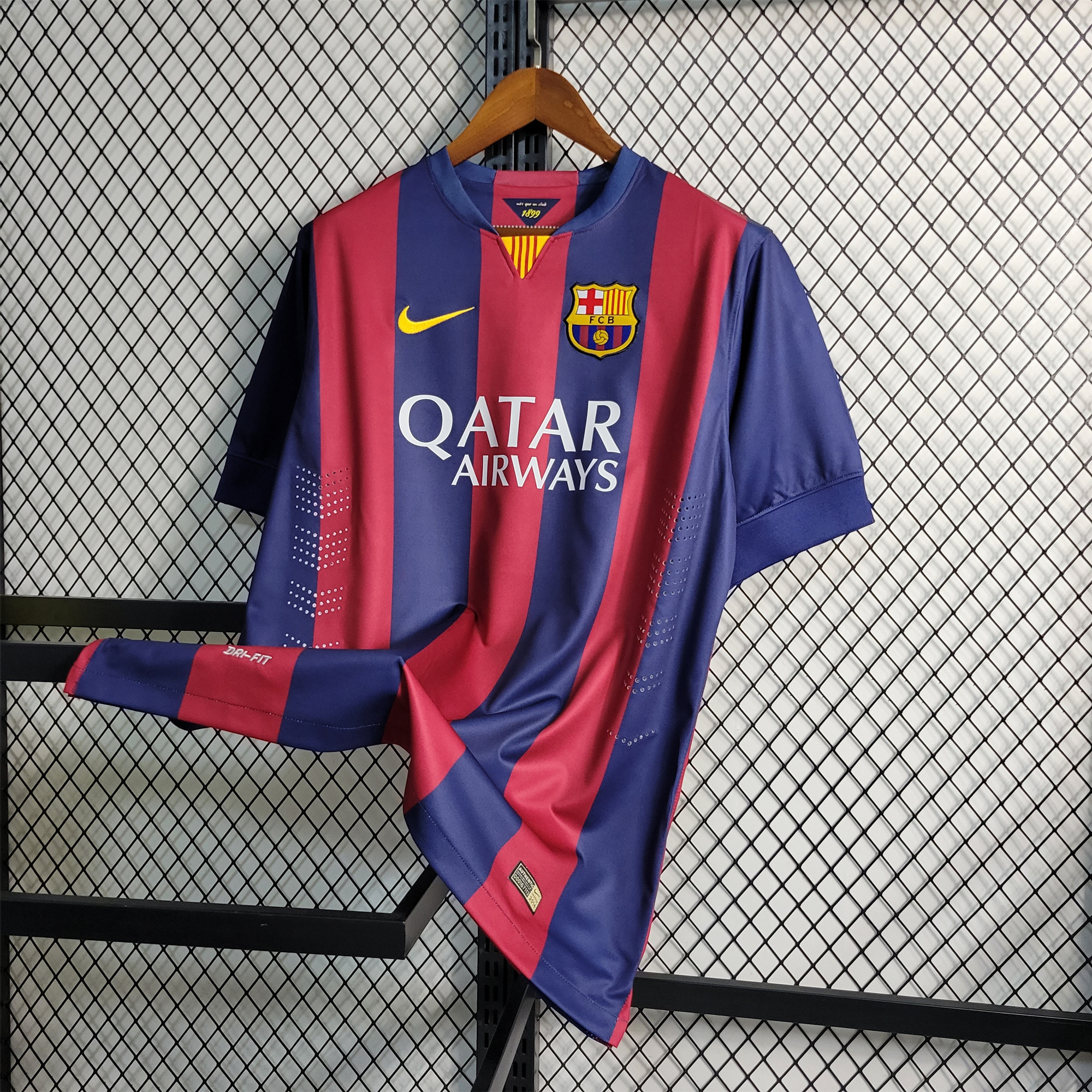 Higojerseys-Retro Barcelona 14-15 Home Stadium Jersey