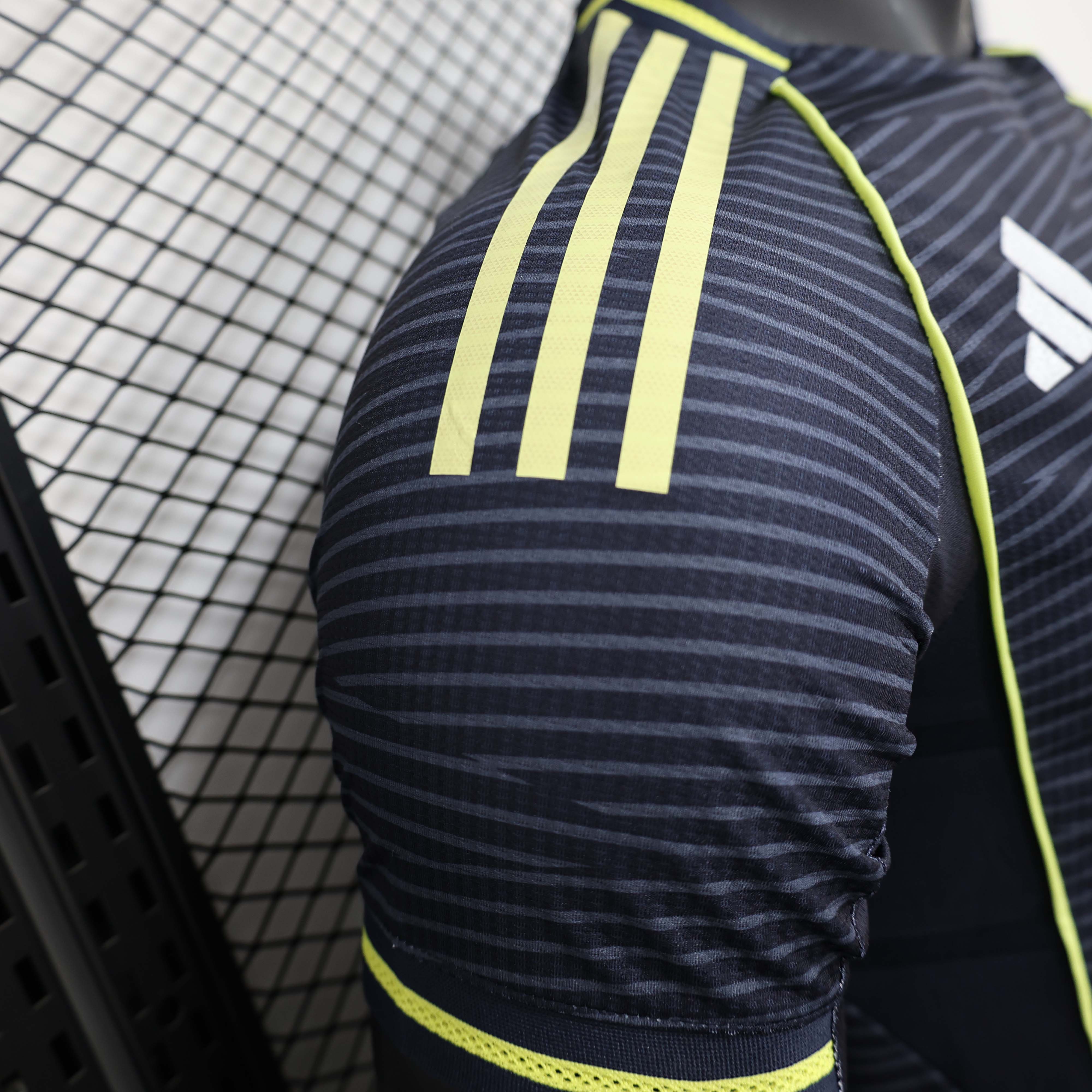 2025/2026 Player Version Real Madrid Away Football Shirt 1:1 Thai Quality:football jersey mysite: unitedjerseyfootball 邓江浪:football