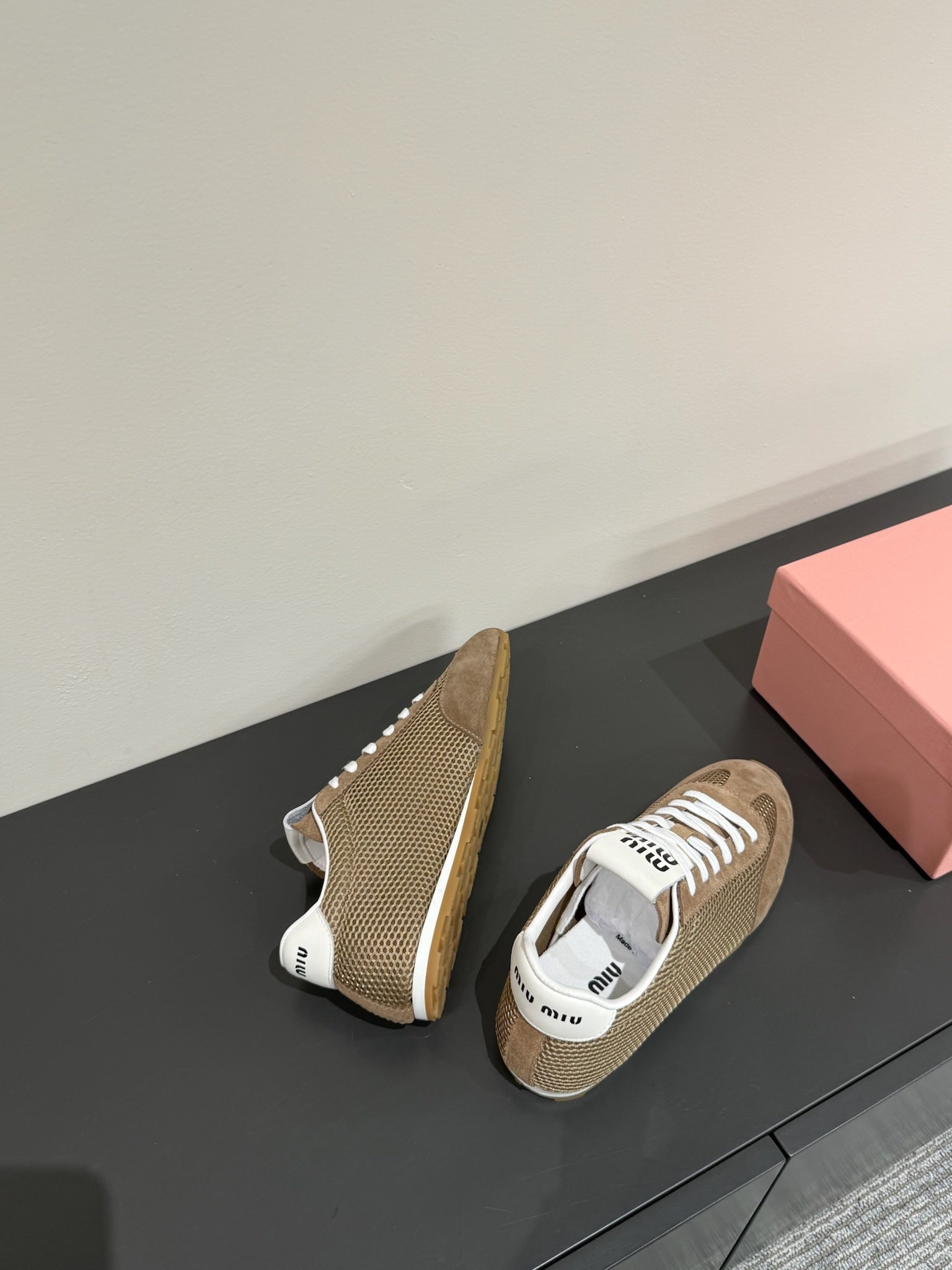 RETRO SNEAKERS IN COFFEE BROWN MESH AND SUEDE、mysite、Cacoeks