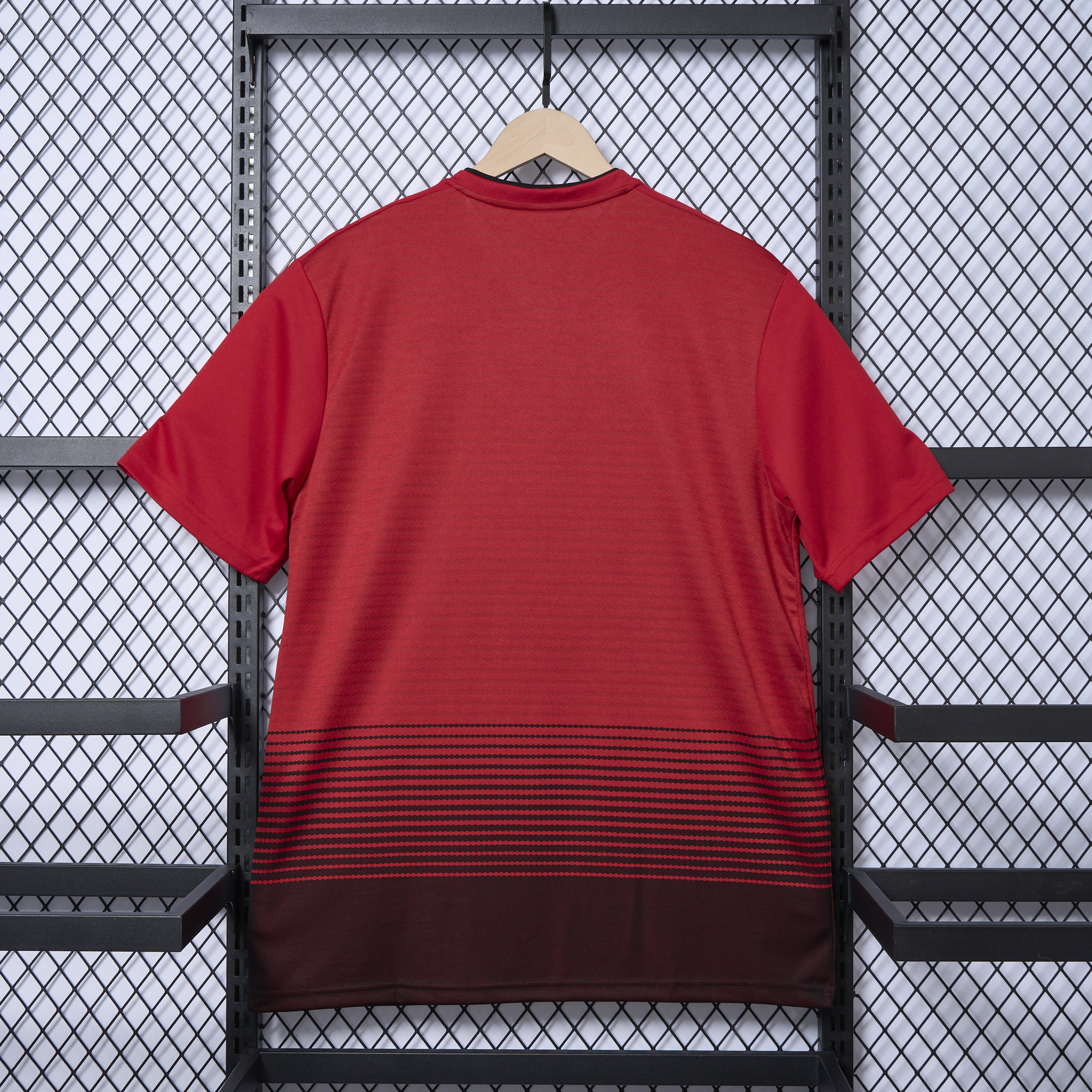 GlobeJersey-Retro Manchester United 18-19 Home Stadium Jersey