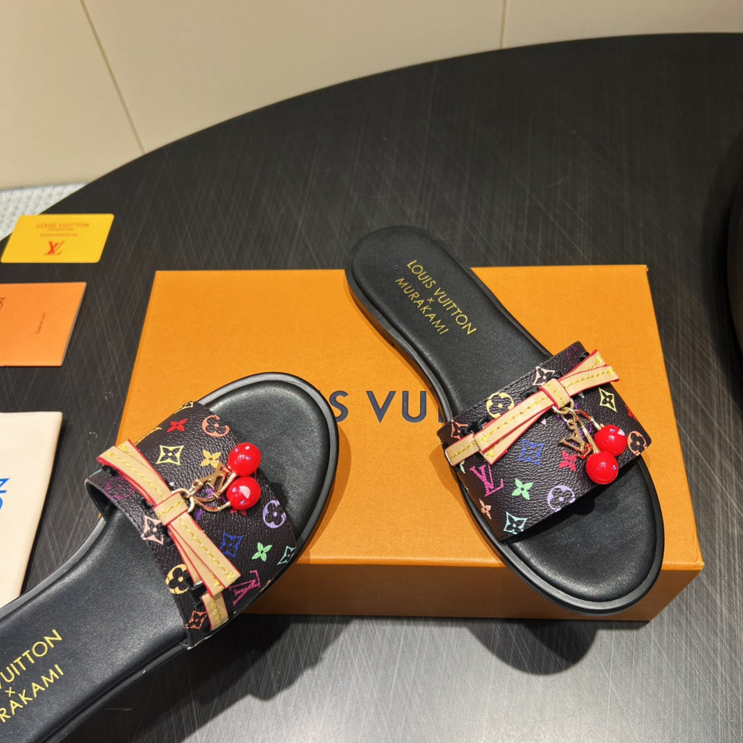 LV SLIDE SANDALS LOGO PRINT 25S IN BLACK CALFSKIN WITH CHERRY BLOSSOM BUCKLE、mysite、Cacoeks