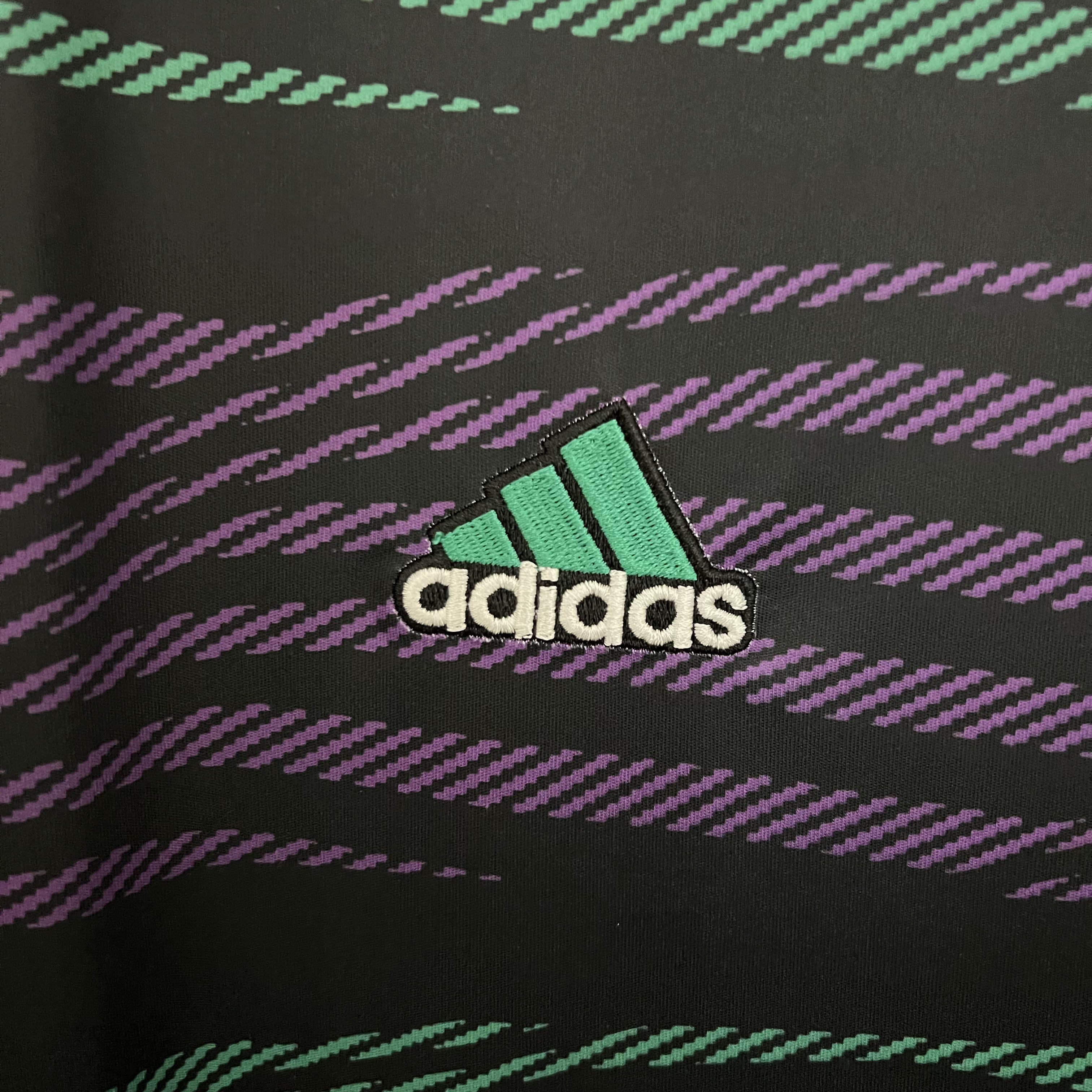 2023/2024 Real Madrid Training Wear Green And Purple Stripes Football Shirt:football jersey mysite: unitedjerseyfootball 邓江浪:football