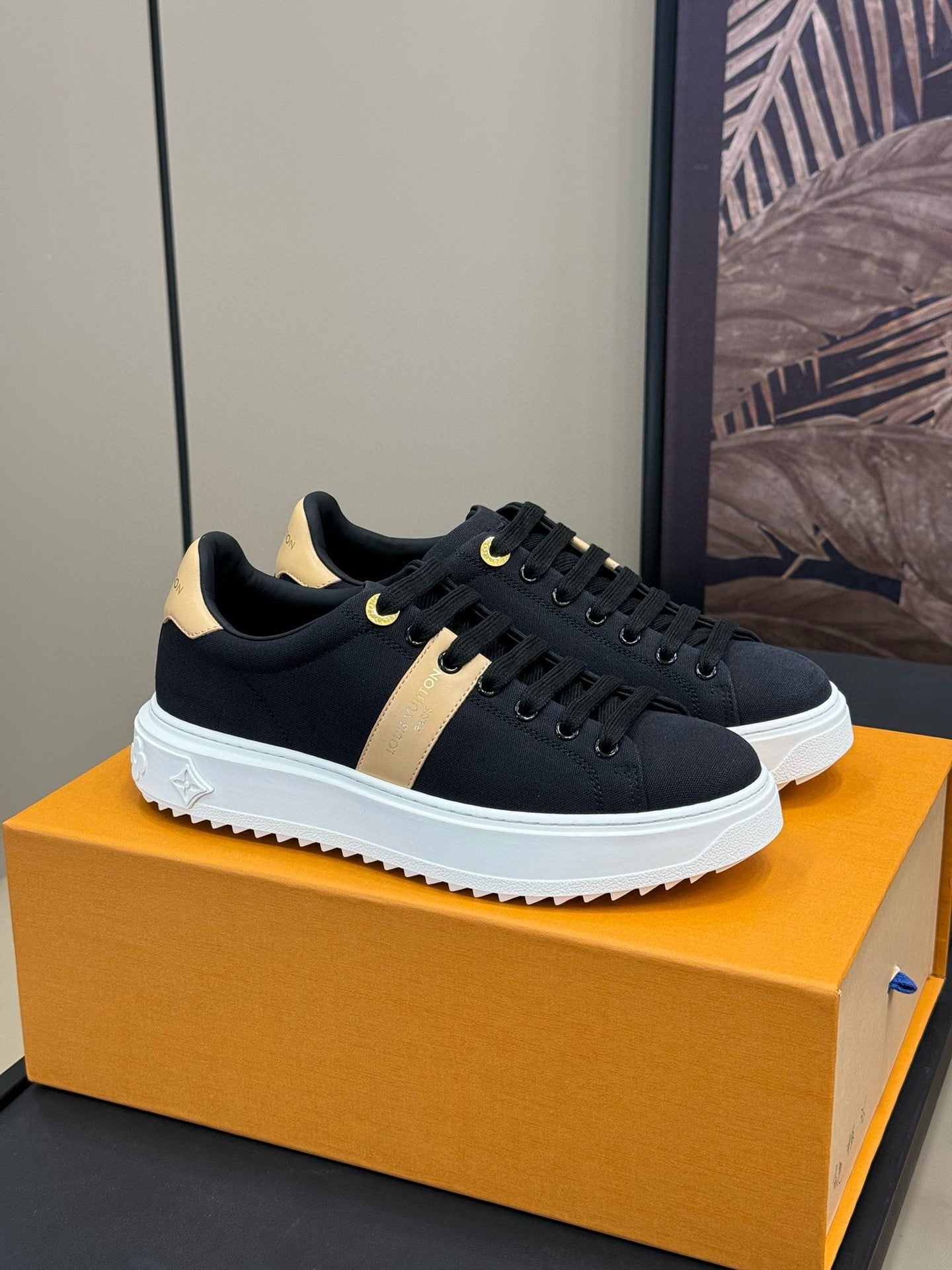 LV TIME OUT SNEAKER IN BLACK MIX MACAROON GOLD CANVAS、mysite、Cacoeks
