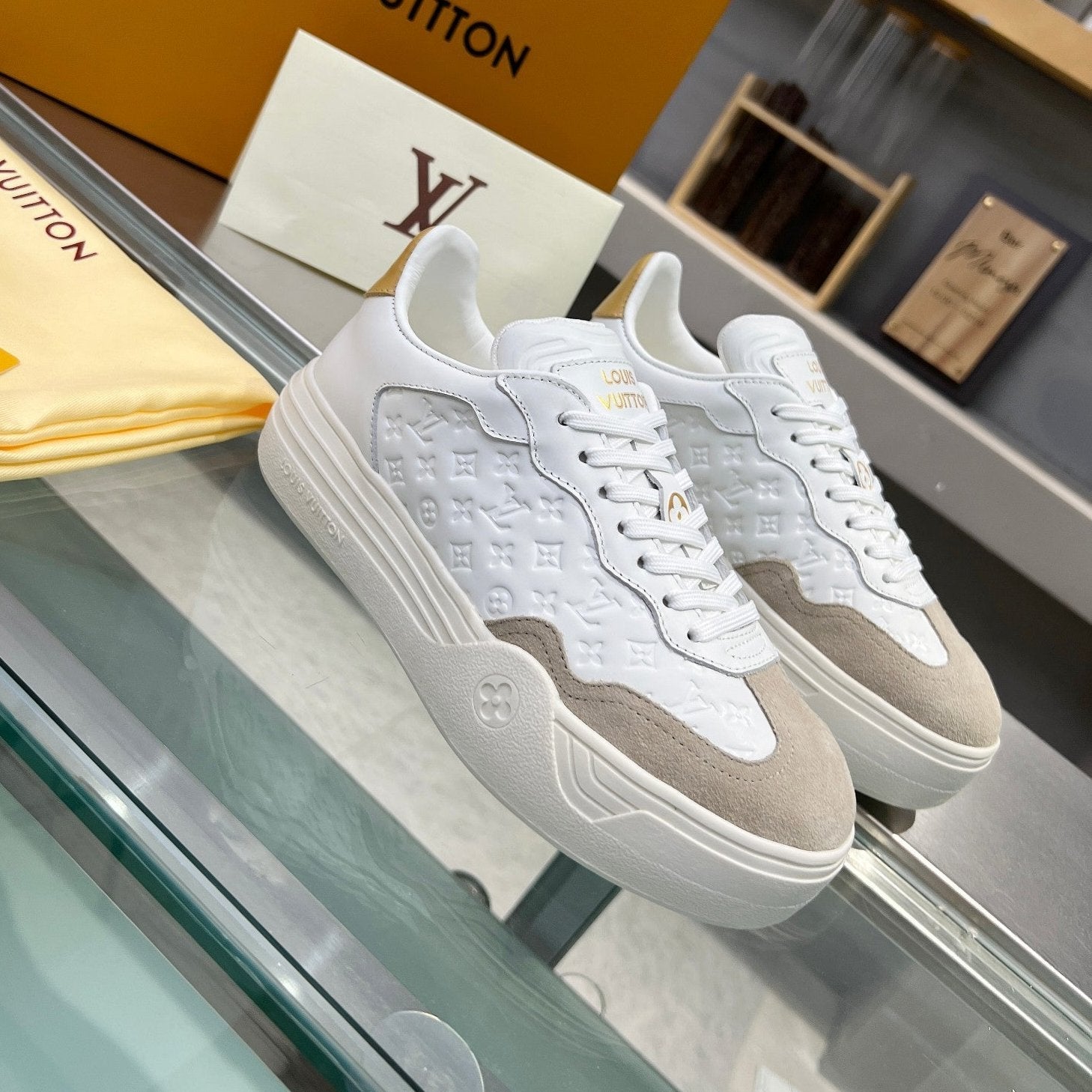 LV WOMEN GROOVY PLATFORM IN CAMEL BROWN SUEDE MIX WHITE EMBOSSED CALFSKIN、mysite、Cacoeks