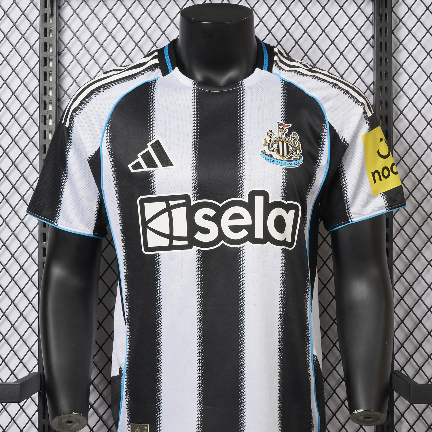 foot-Newcastle United 25-26 Home Jersey - Player Version