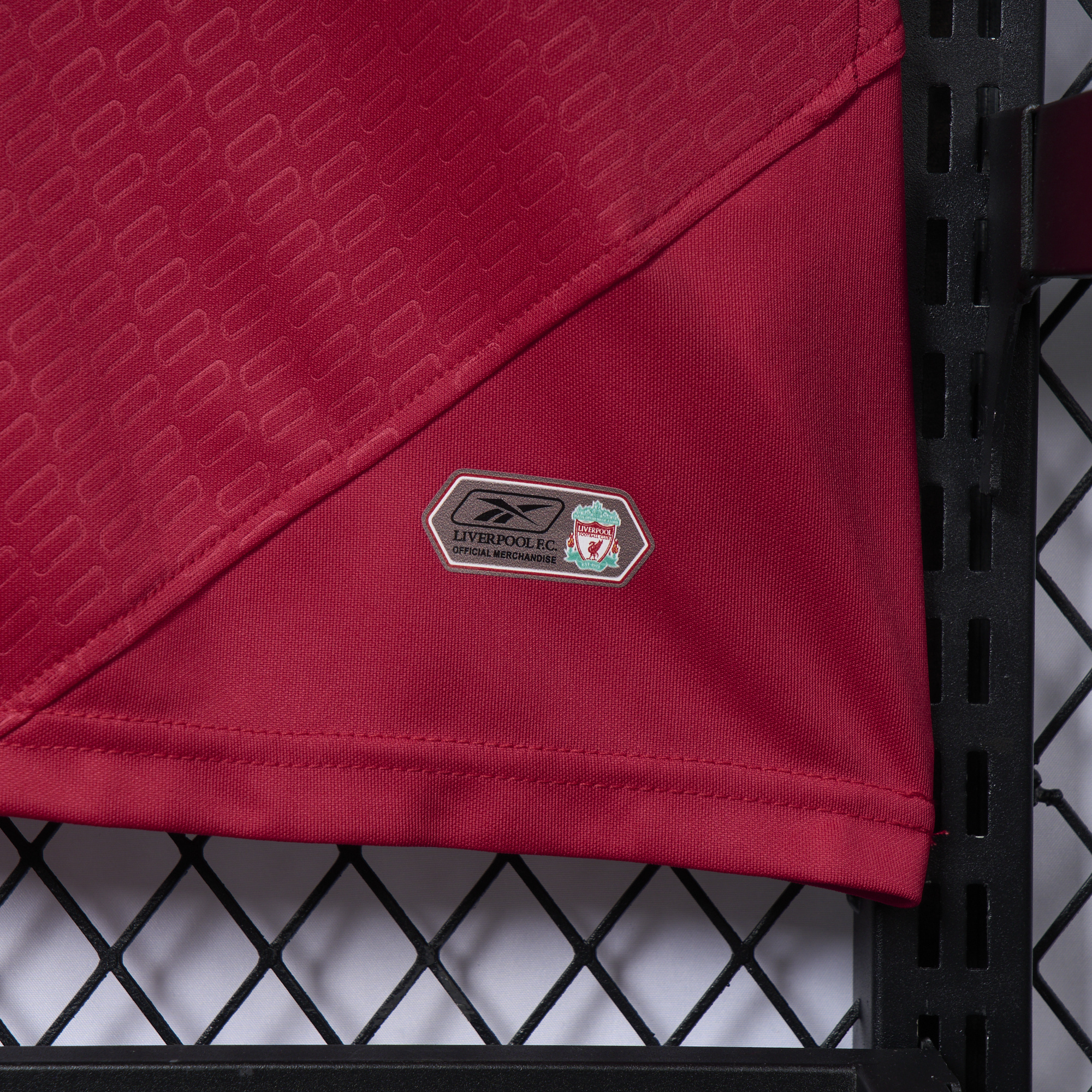 Higojerseys-Retro Liver.pool 2005 Home Stadium Jersey - with UEFA Champions League Final Patch