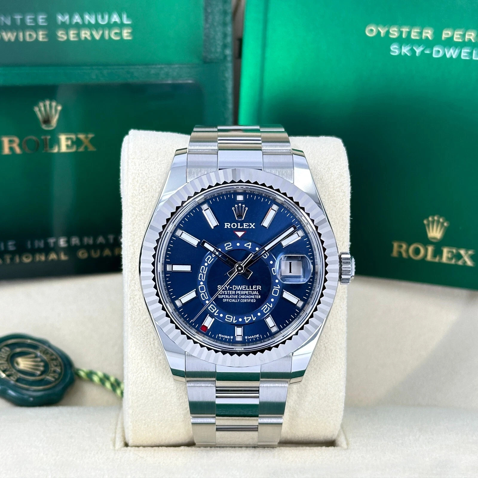 Rolex Sky-Dweller Blue Dial Super Clone Swiss Replica WatchOyster Bracelet Ref 336934-9002 Swiss Movement