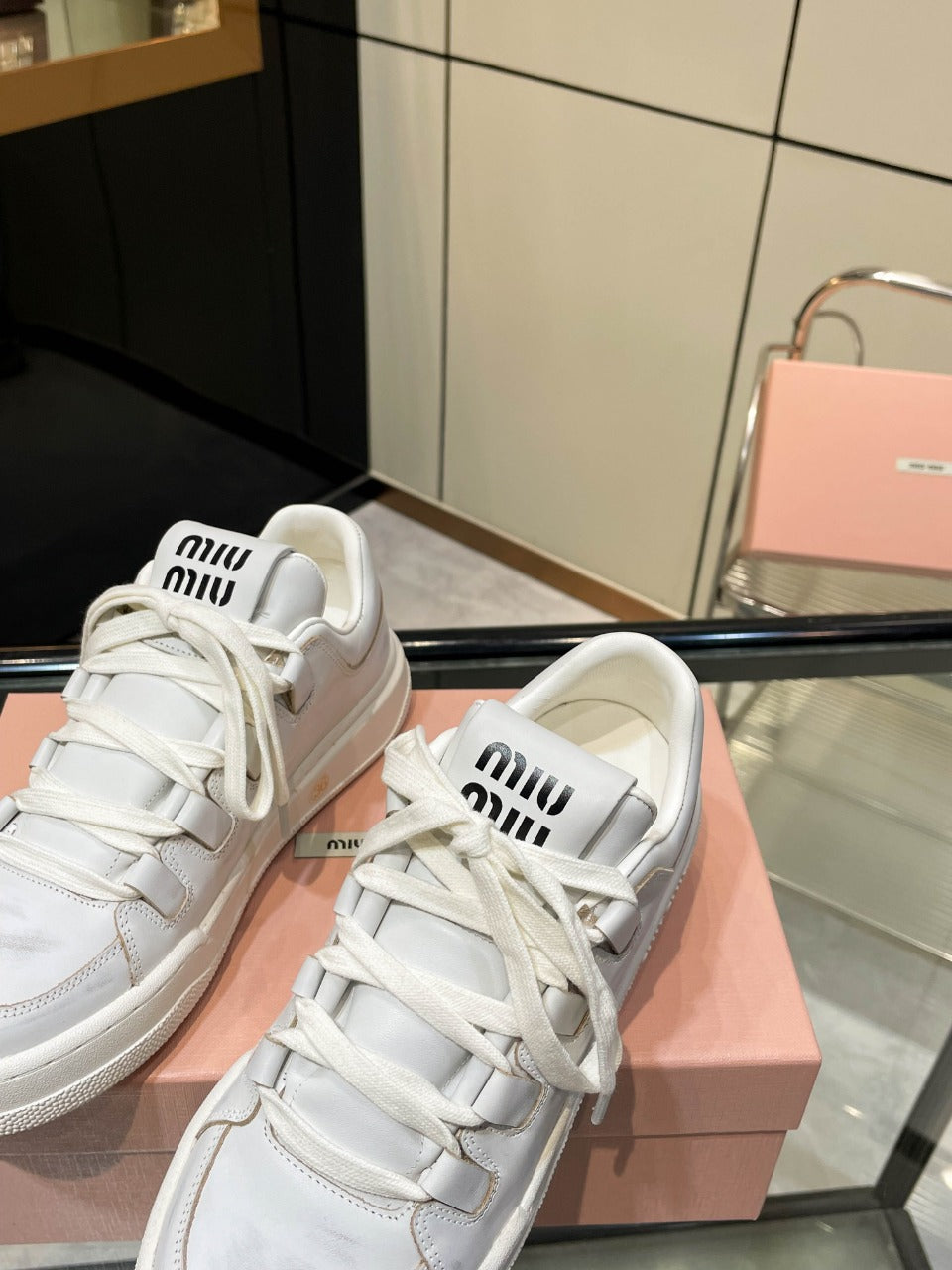 SKATEBOARD SNEAKERS IN OFF WHITE BLEACHED CALFSKIN、mysite、Cacoeks