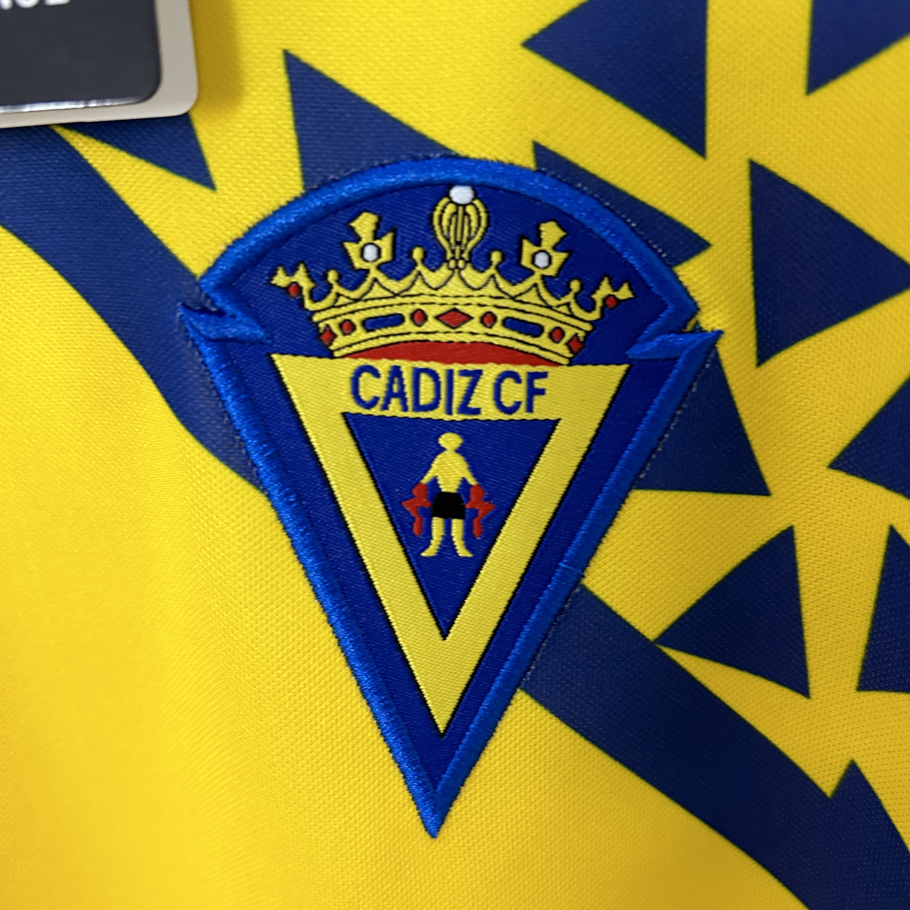 Higojerseys-Retro Cádiz Cadiz 1991-92 Home Jersey