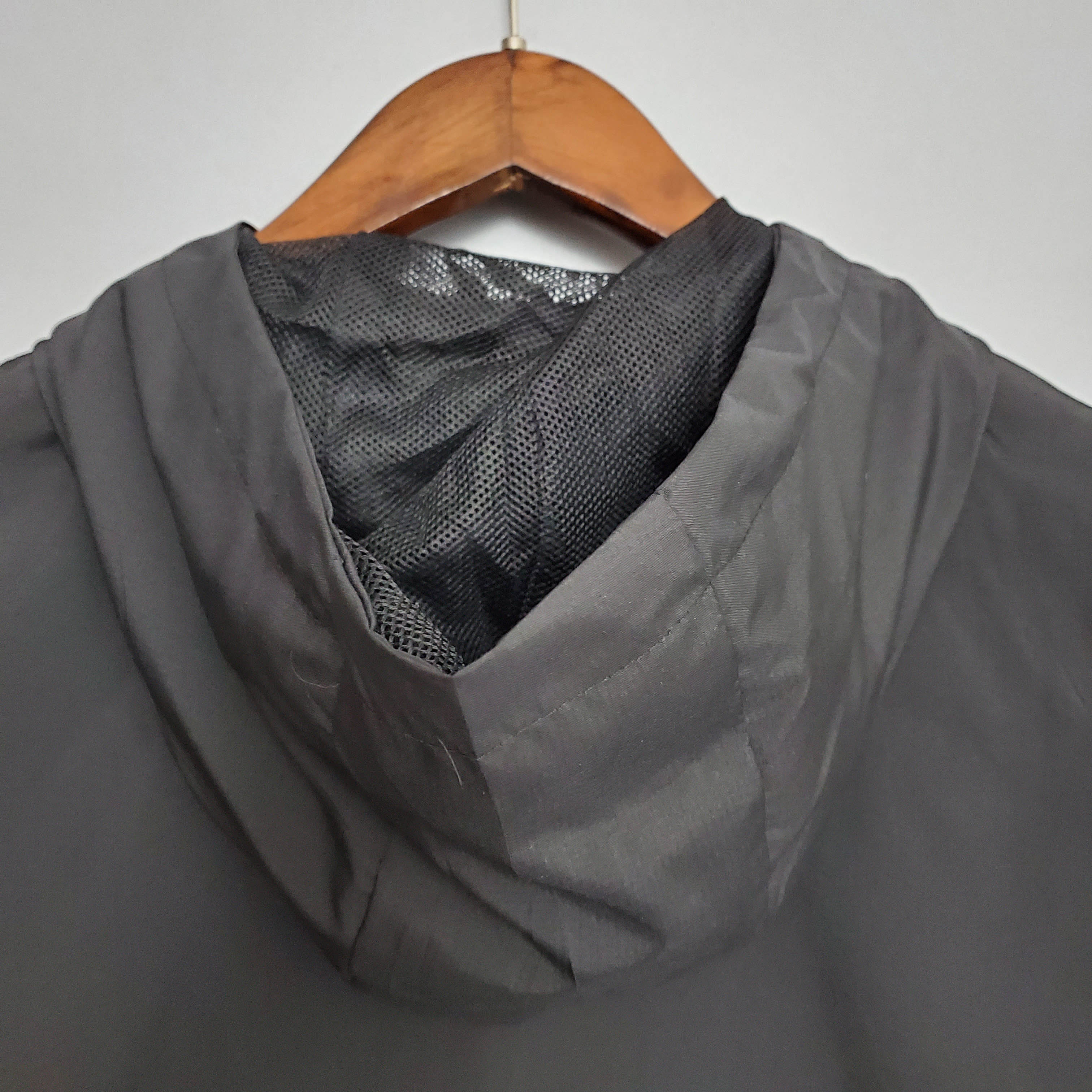 2021 Manchester United Jersey Windbreaker Black(White-Red Edge):football jersey mysite: unitedjerseyfootball 邓江浪:football