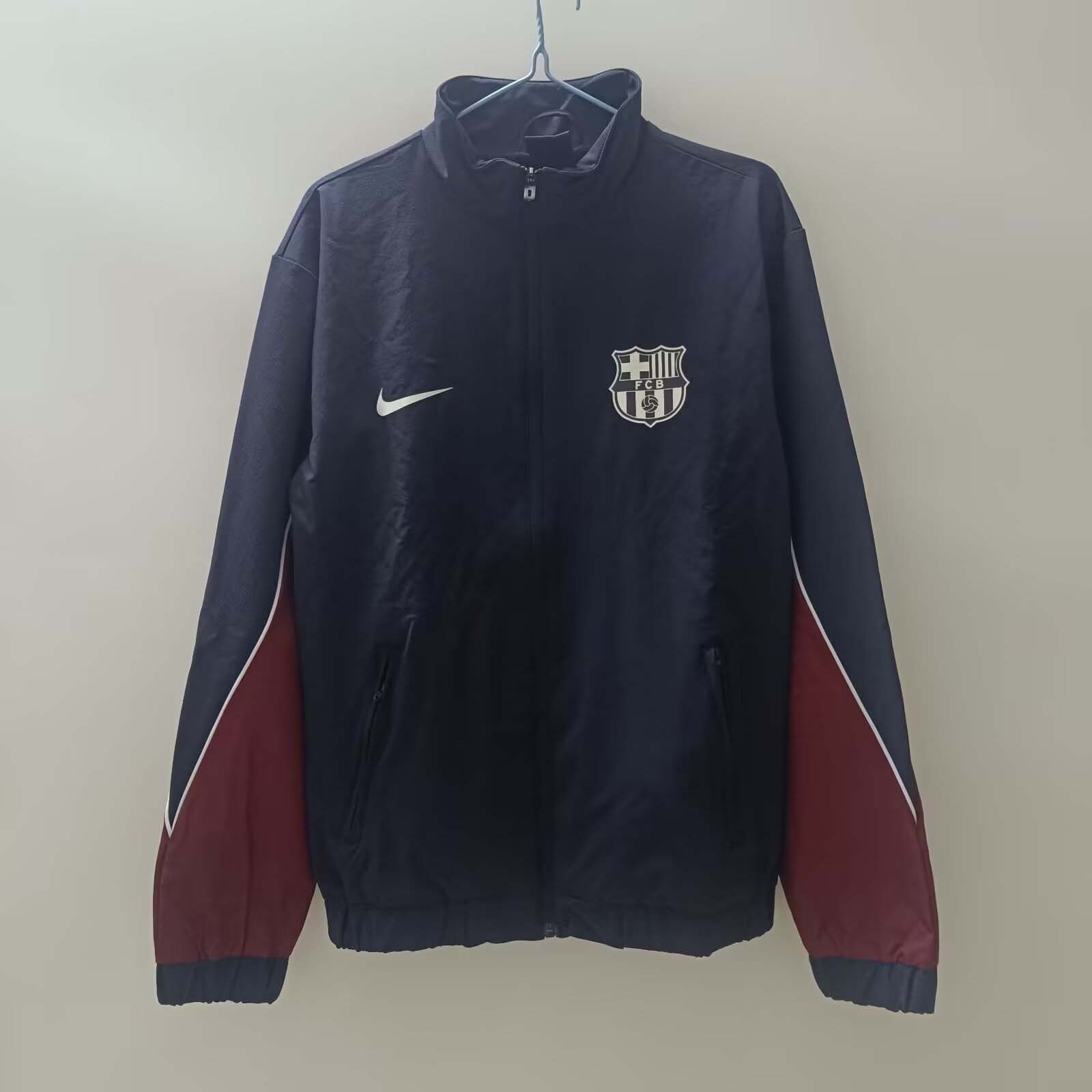 2024/2025 Barcelona Jersey Windbreaker Navy:football jersey mysite: unitedjerseyfootball 邓江浪:football