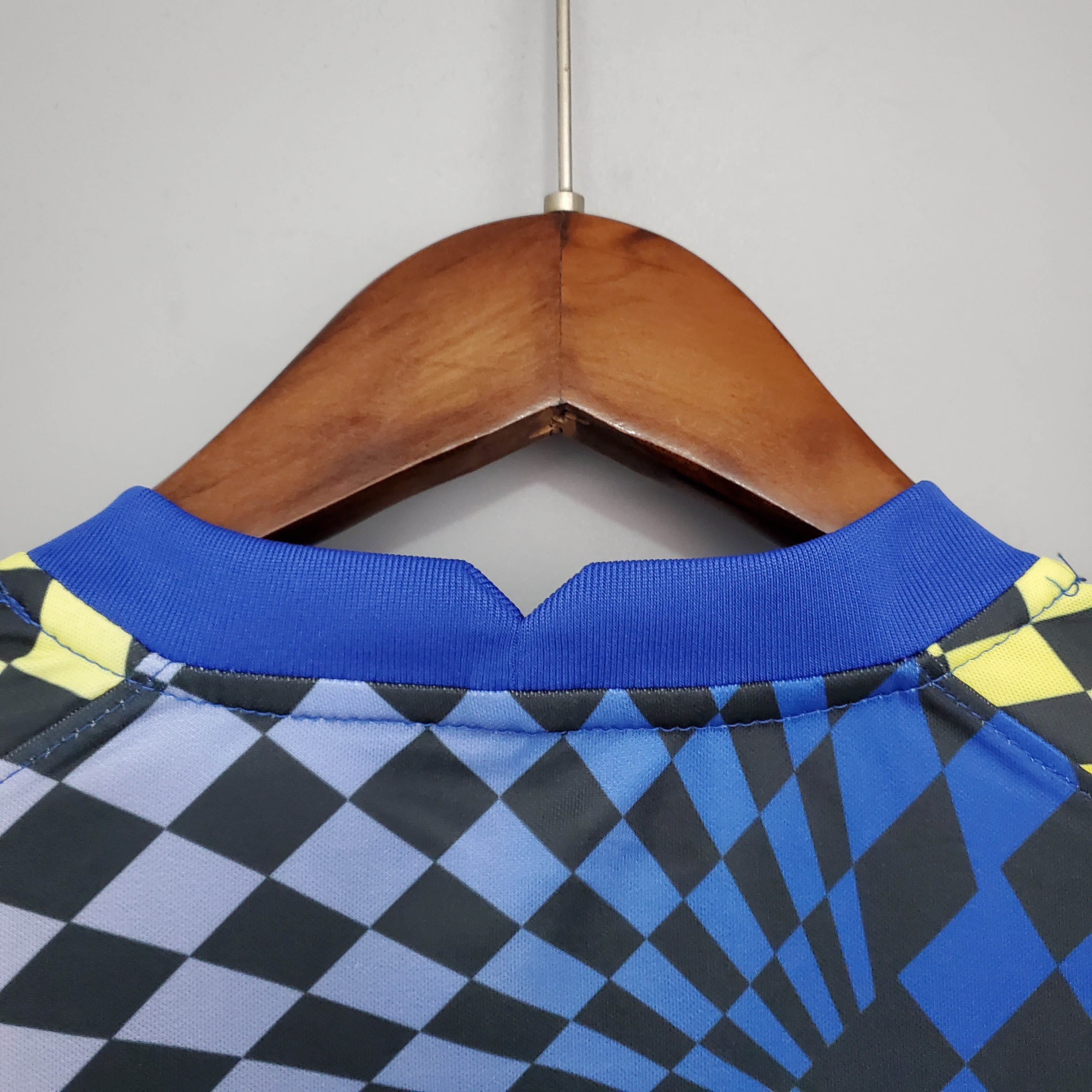 2021-2022 Chelsea Training Suit Blue And Yellow:football jersey mysite: unitedjerseyfootball 邓江浪:football