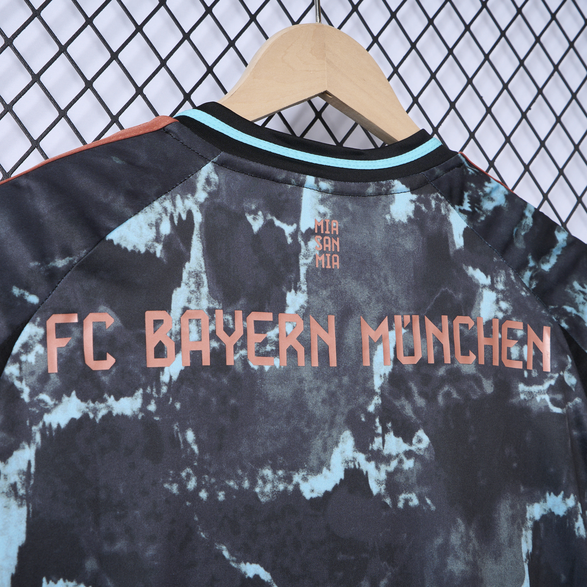 ManixJersey.com | Bayern Munich 24-25 Away Jersey - Fans Version -Customize Name, Number and Patch | Worldwide Shipping