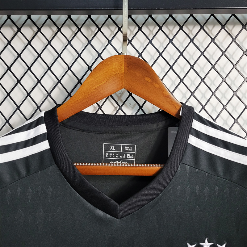 Bayern Munich 23-24 Black Goalkeeper Jersey - Fans Version:football jersey mysite: unitedjerseyfootball 邓江浪:football