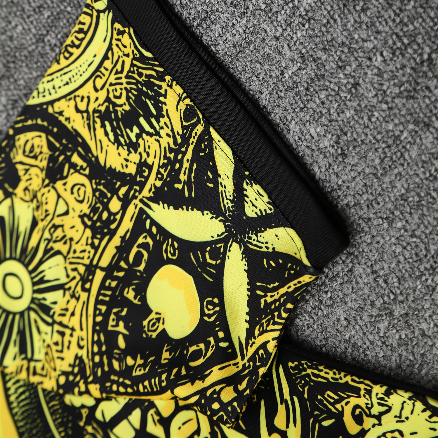 UltraTrikot-Brazil 25-26 Yellow Jesus Statue Short-Sleeve Training Set - Yellow Top & Black Shorts