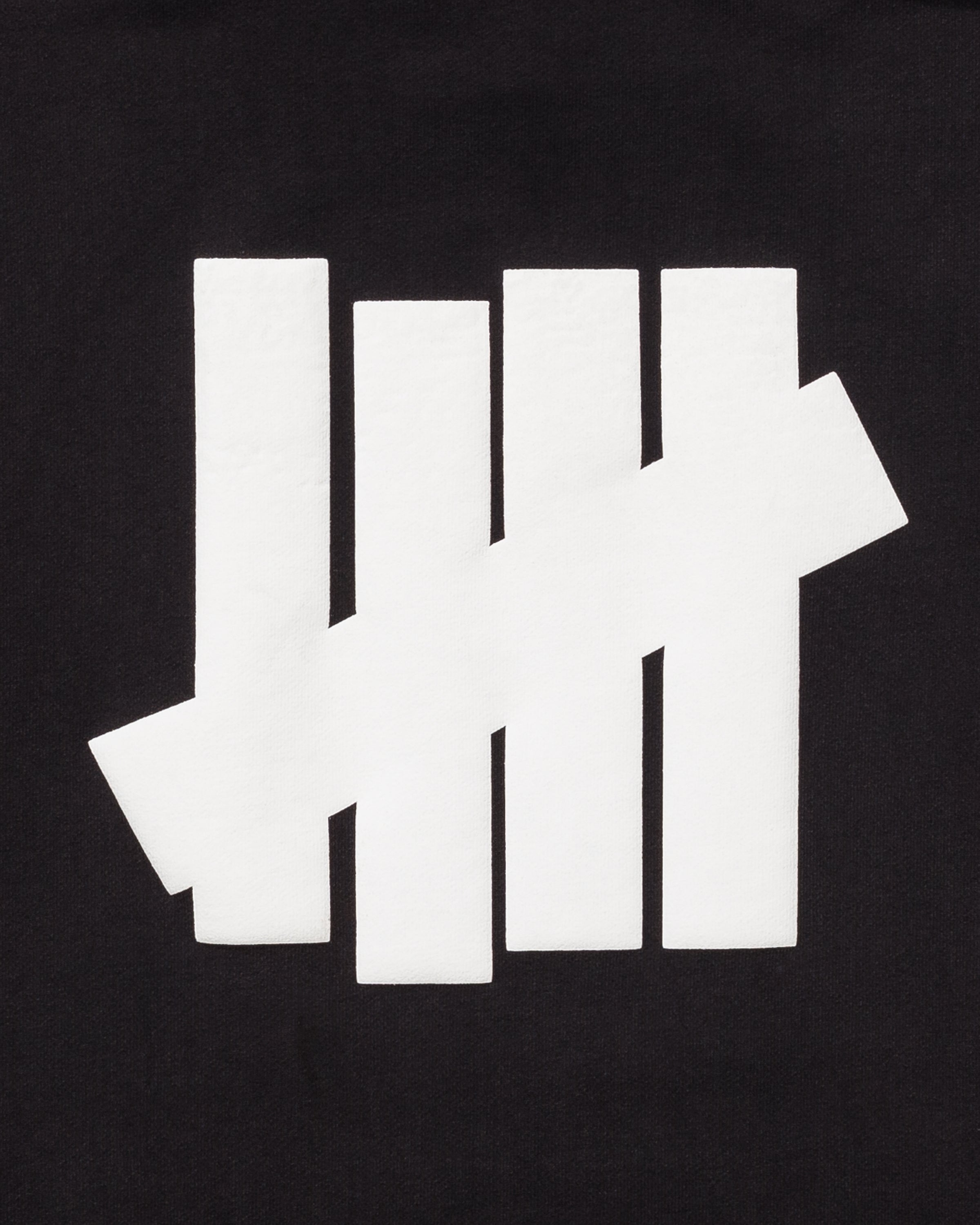 UNDEFEATED ICON PULLOVER HOOD