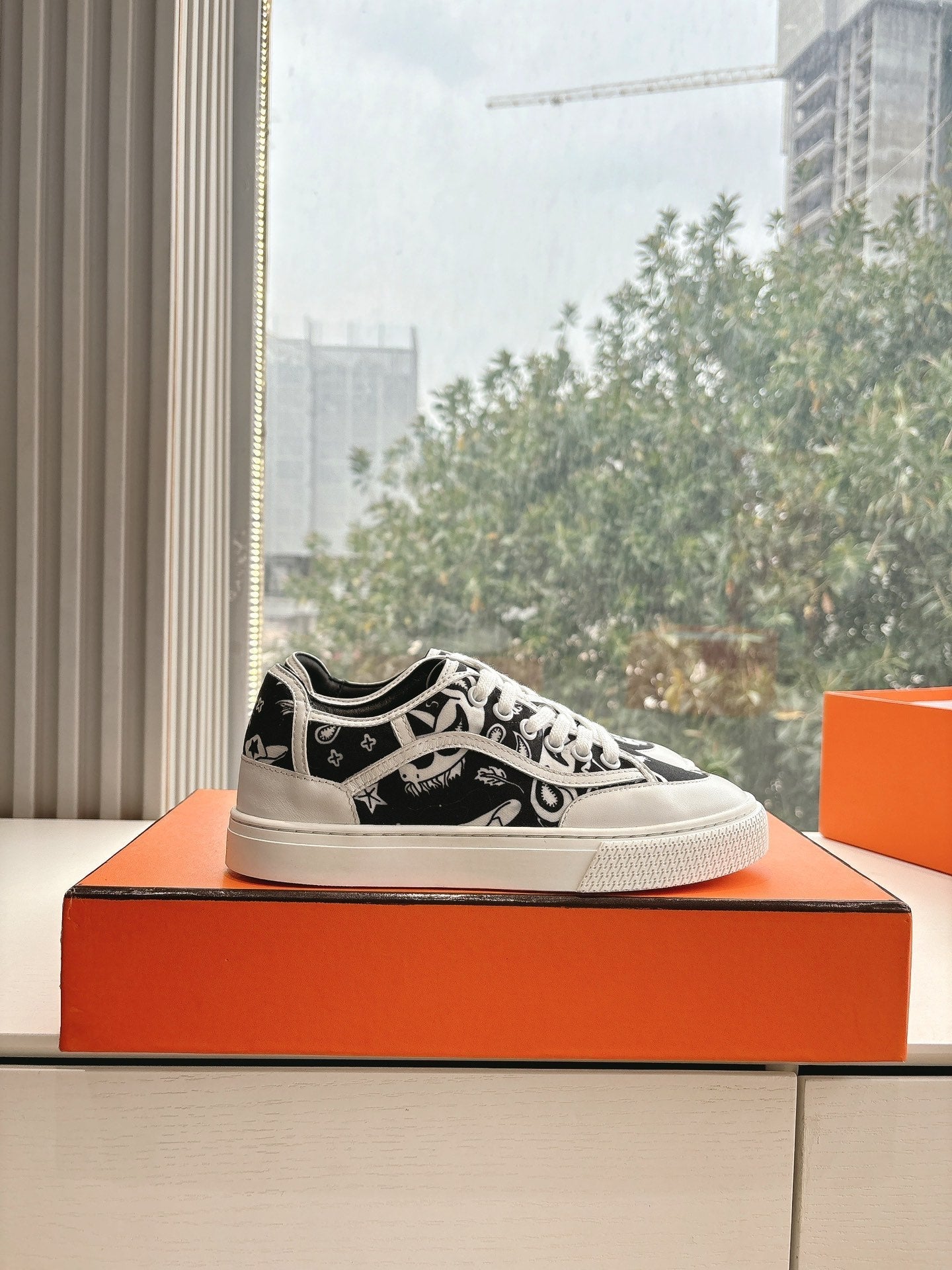 GET SNEAKER IN BLACK MIX WHITE MAXI CANVAS AND CALFSKIN、mysite、Cacoeks