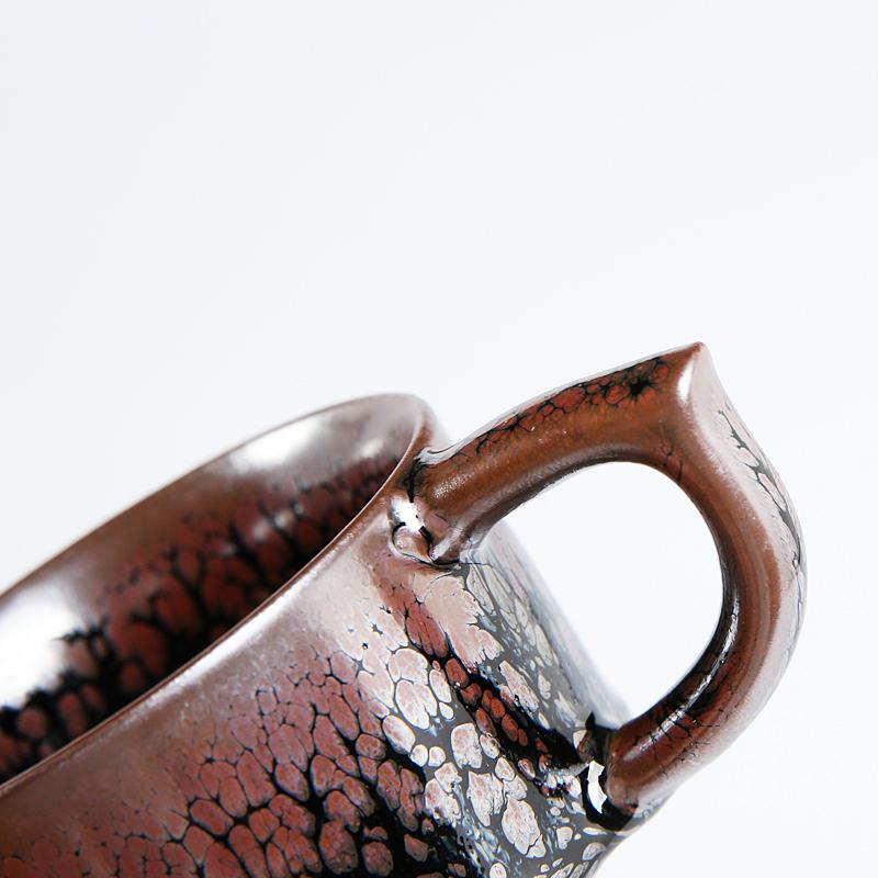 GEEK BAR-https://www.hot-toy.com/