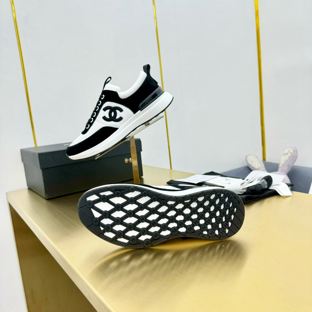 CLASSIC TRAINER IN BLACK MIX WHITE MERCERIZED VELVET、mysite、Cacoeks