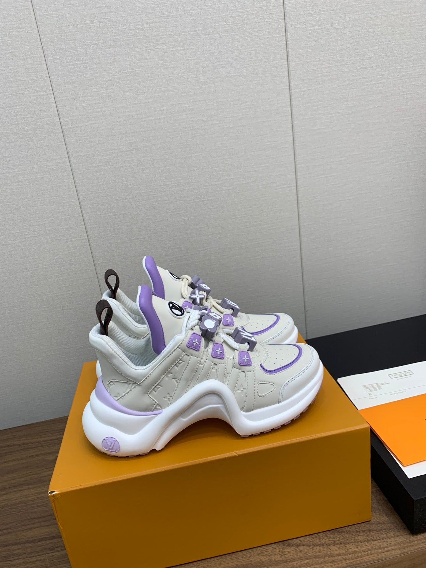 LV ARCHLIGHT SNEAKER BEIGE MIX VIOLET CALFSKIN、mysite、Cacoeks