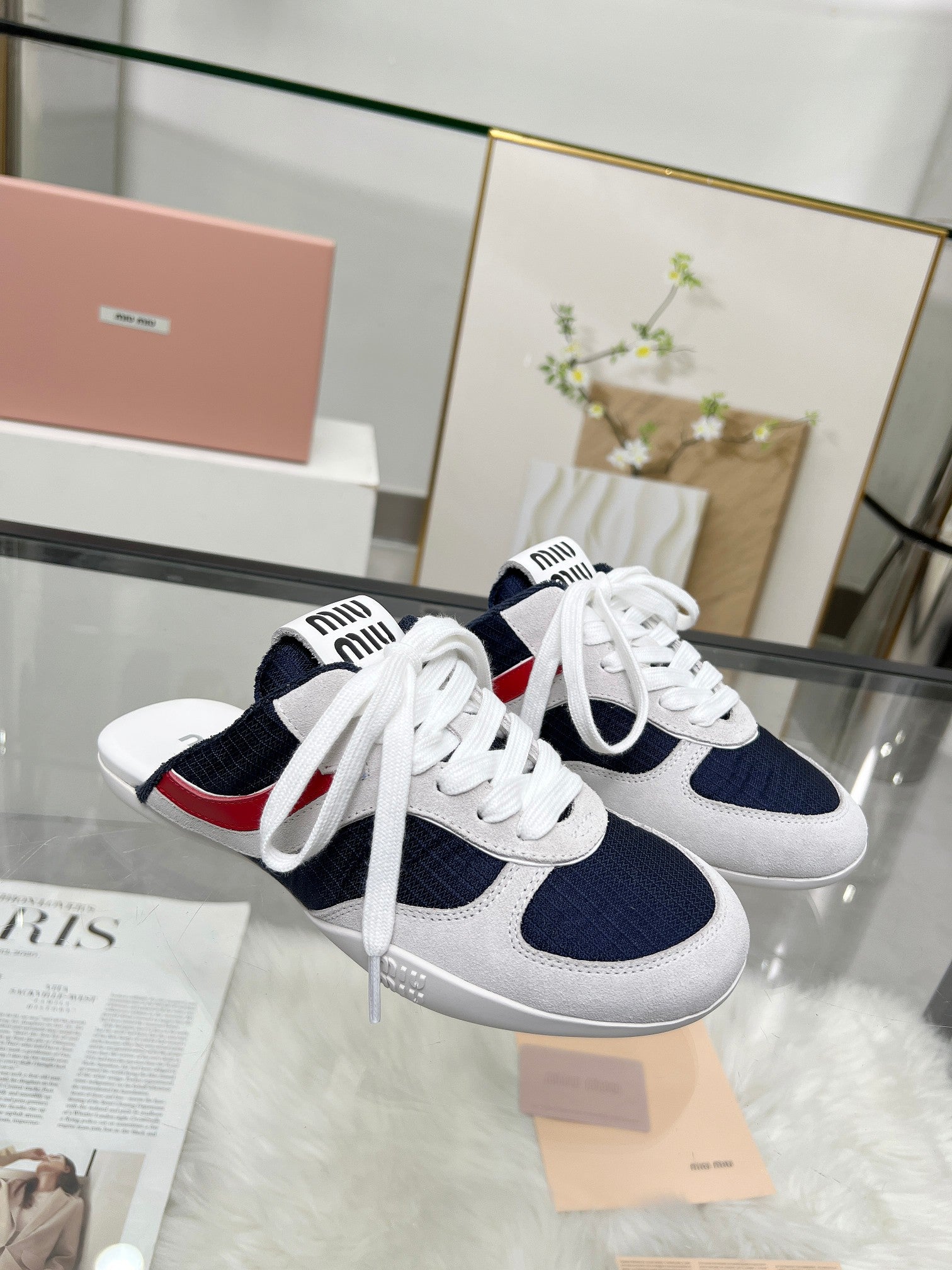 GYMNASIUM SNEAKERS MULES IN OFF WHITE SUEDE AND NAVY BLUE TECHNICAL FABRIC、mysite、Cacoeks