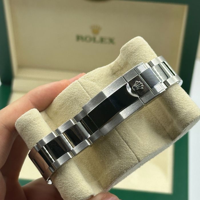 兼职  林炎: luxecystore