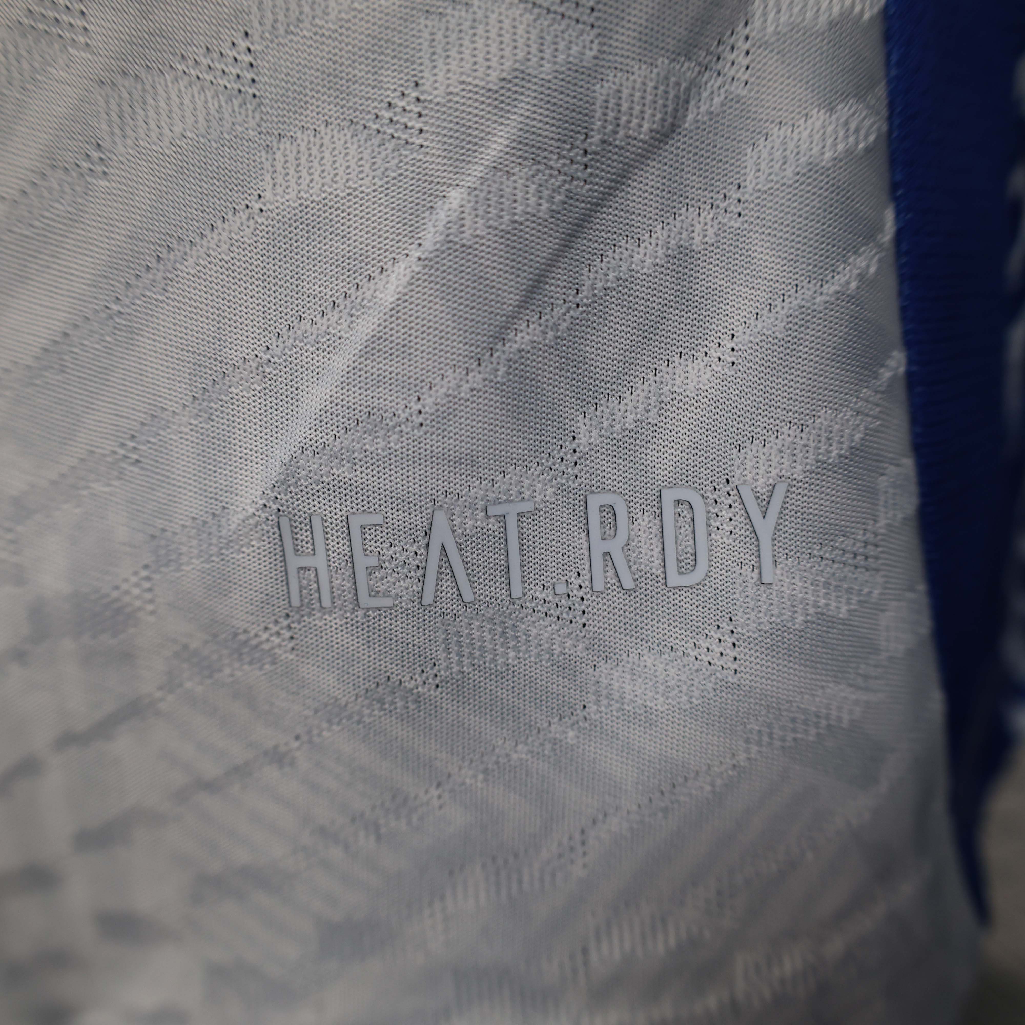 2025/2026 Player Version Real Madrid Special Edition White Football Shirt 1:1 Thai Quality:football jersey mysite: unitedjerseyfootball 邓江浪:football