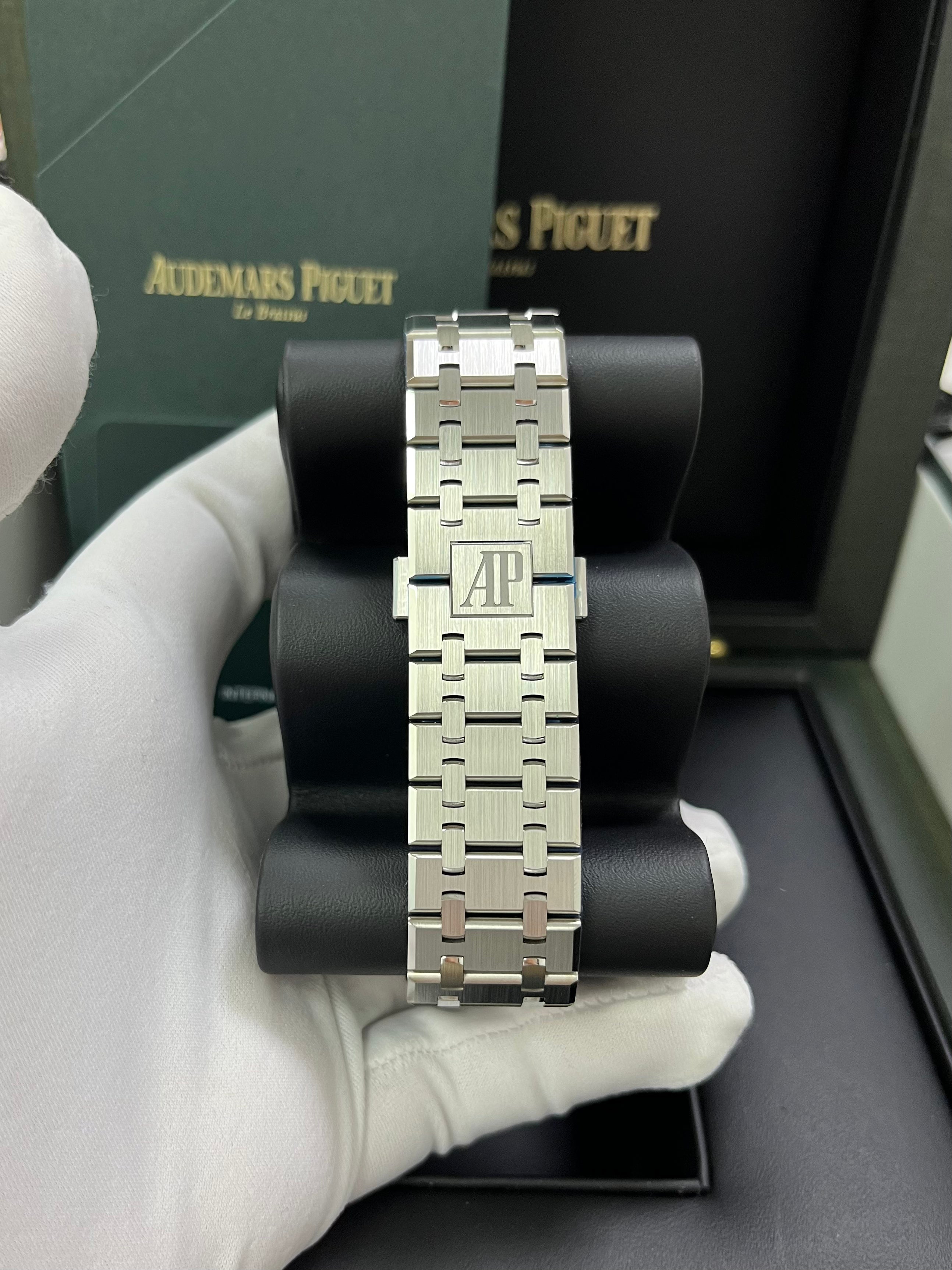 Watch 4