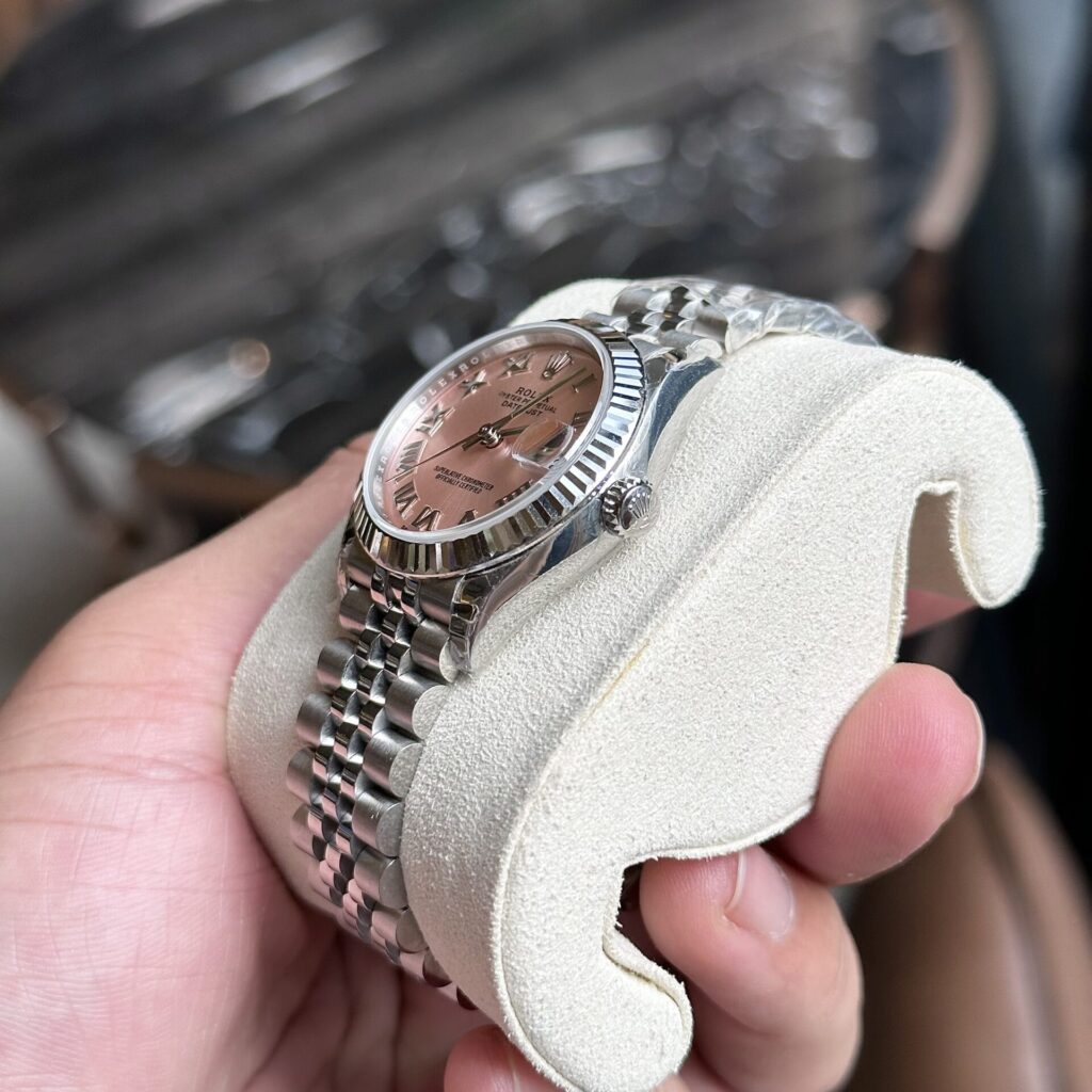 Đồng Hồ Rolex DateJust Nữ Mặt Hồng Cọc Số La Mã EW 31mm (3)