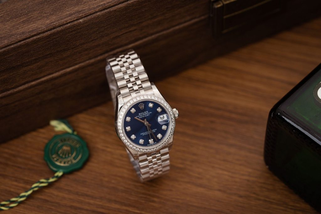 Đồng Hồ Rolex DateJust Nữ Đính Đá Mặt Xanh Blue Máy Thuỵ Sỹ 31mm (1)