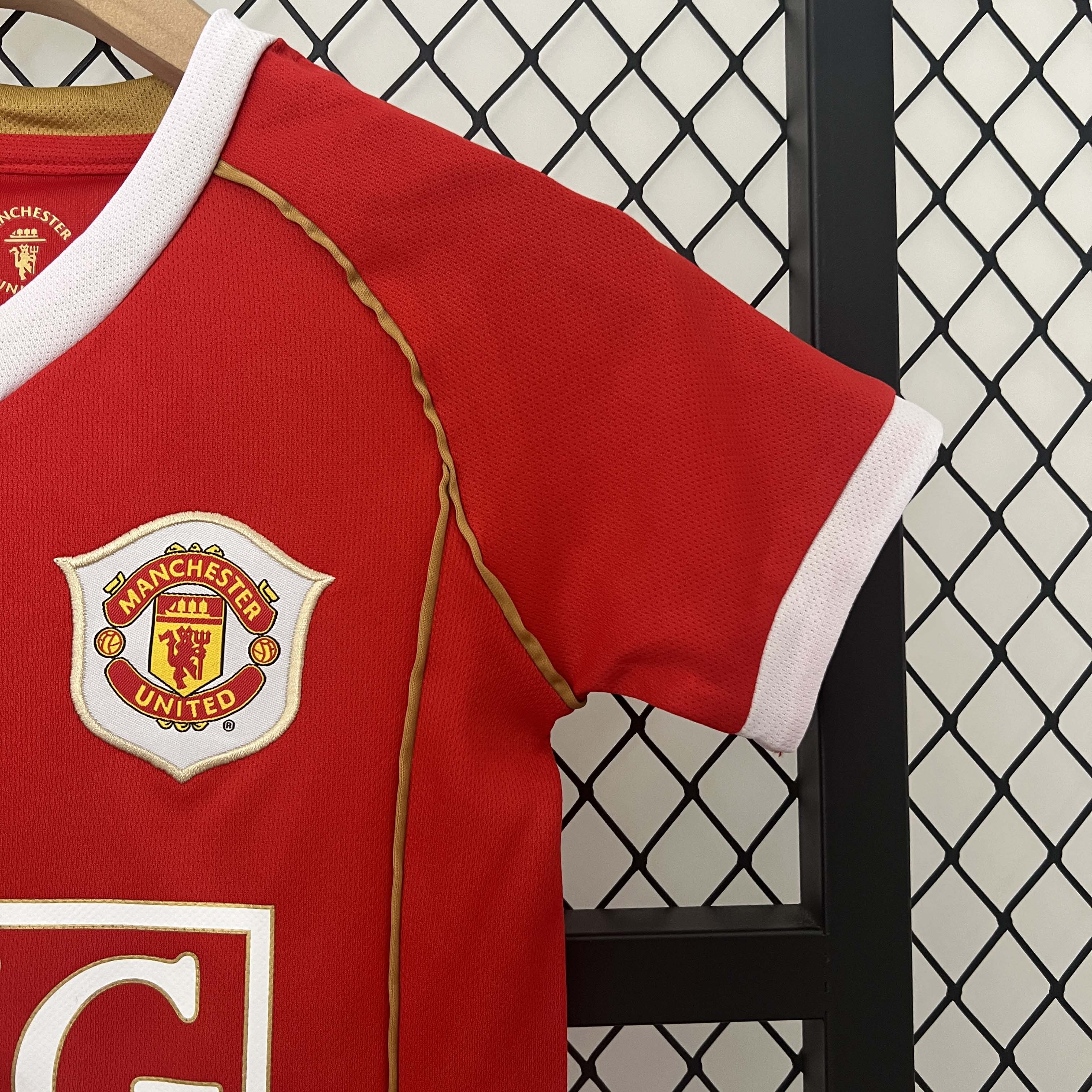 2006/2007 Retro Manchester United Home Football Shirt 1:1 Thai Quality Kids Size:football jersey mysite: unitedjerseyfootball 邓江浪:football
