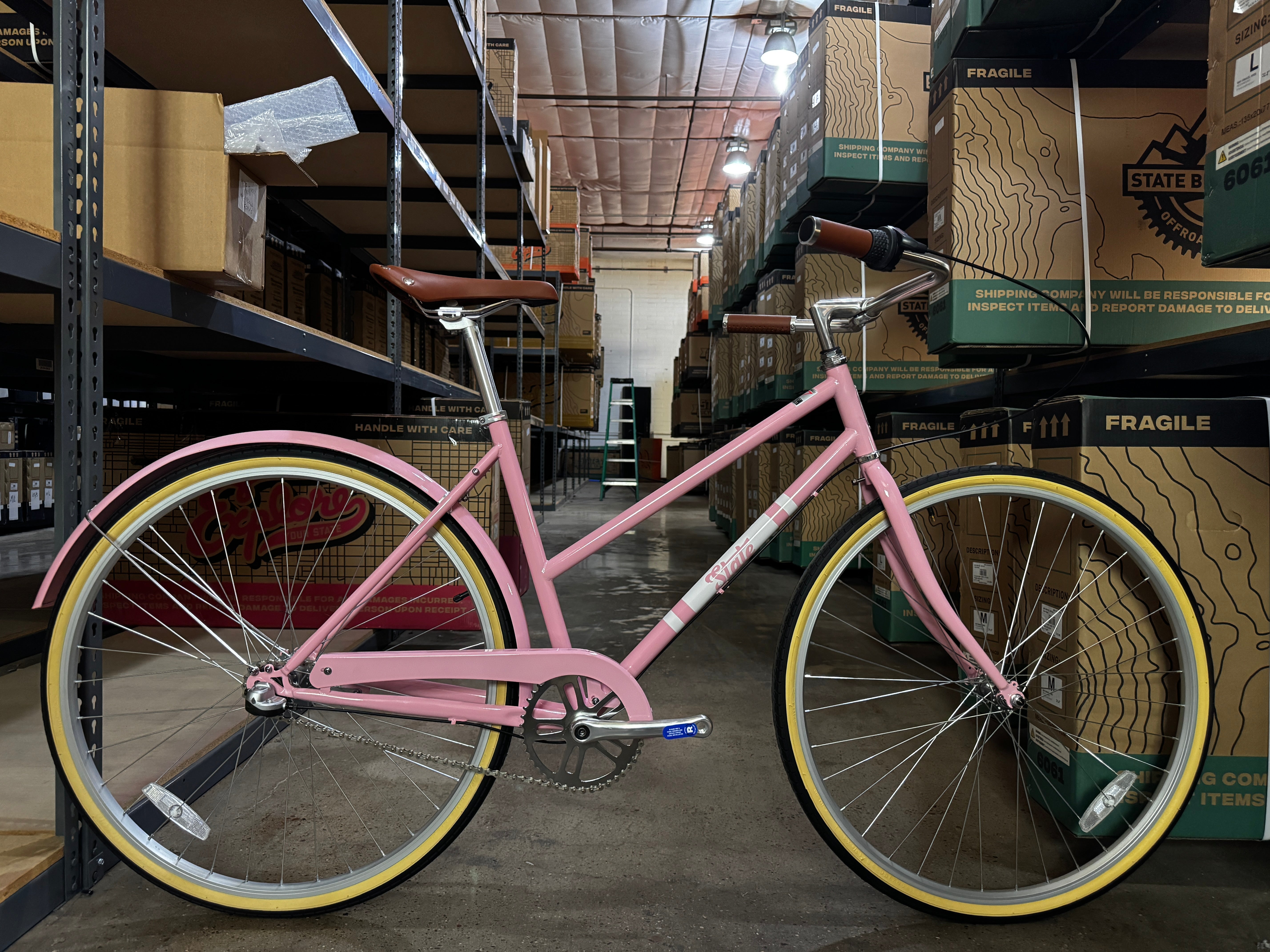 #1288 – City Bike | Bubble Gum – 3-Speed (Size Medium 48cm, Good Condition)、mySite、bearsvspackers