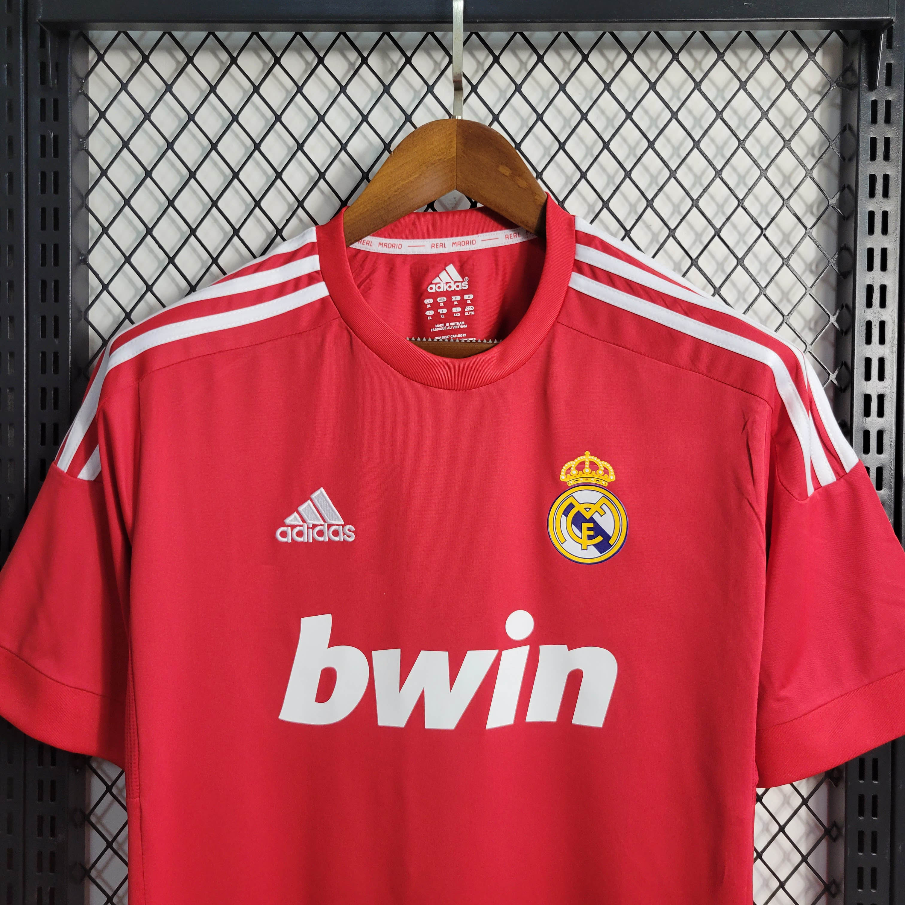 2011/2012 Retro Real Madrid Third Away Football Shirt:football jersey mysite: unitedjerseyfootball 邓江浪:football