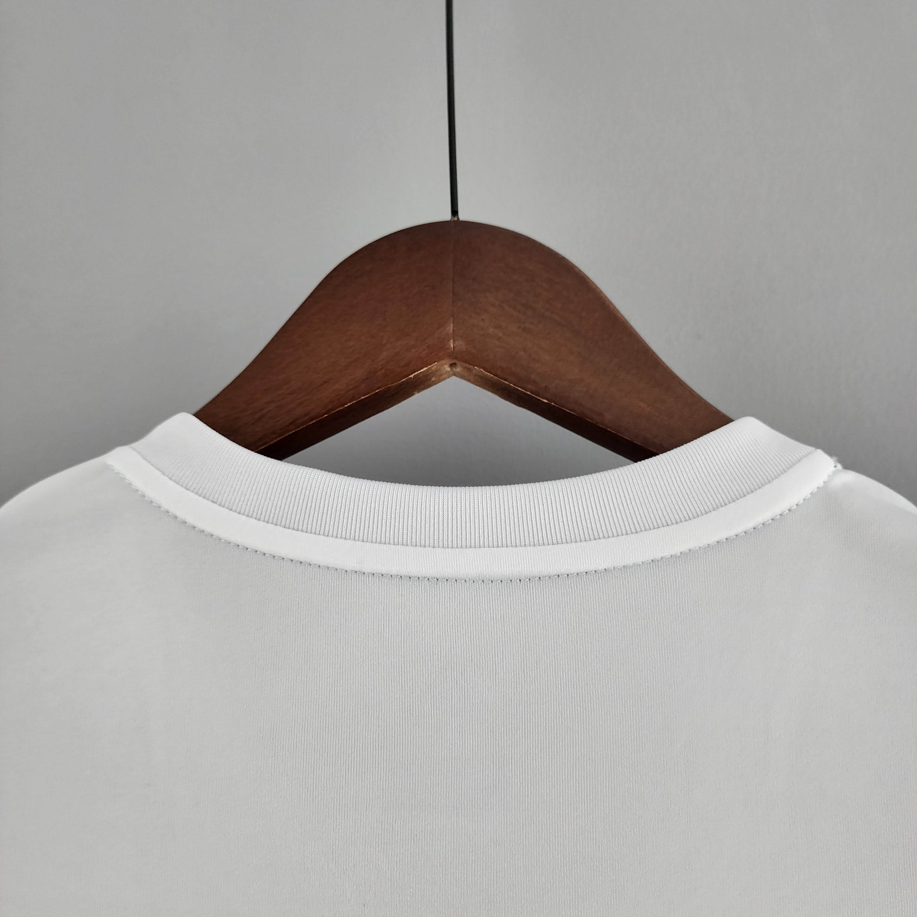 2017/2018 Retro Real Madrid Home:football jersey mysite: unitedjerseyfootball 邓江浪:football