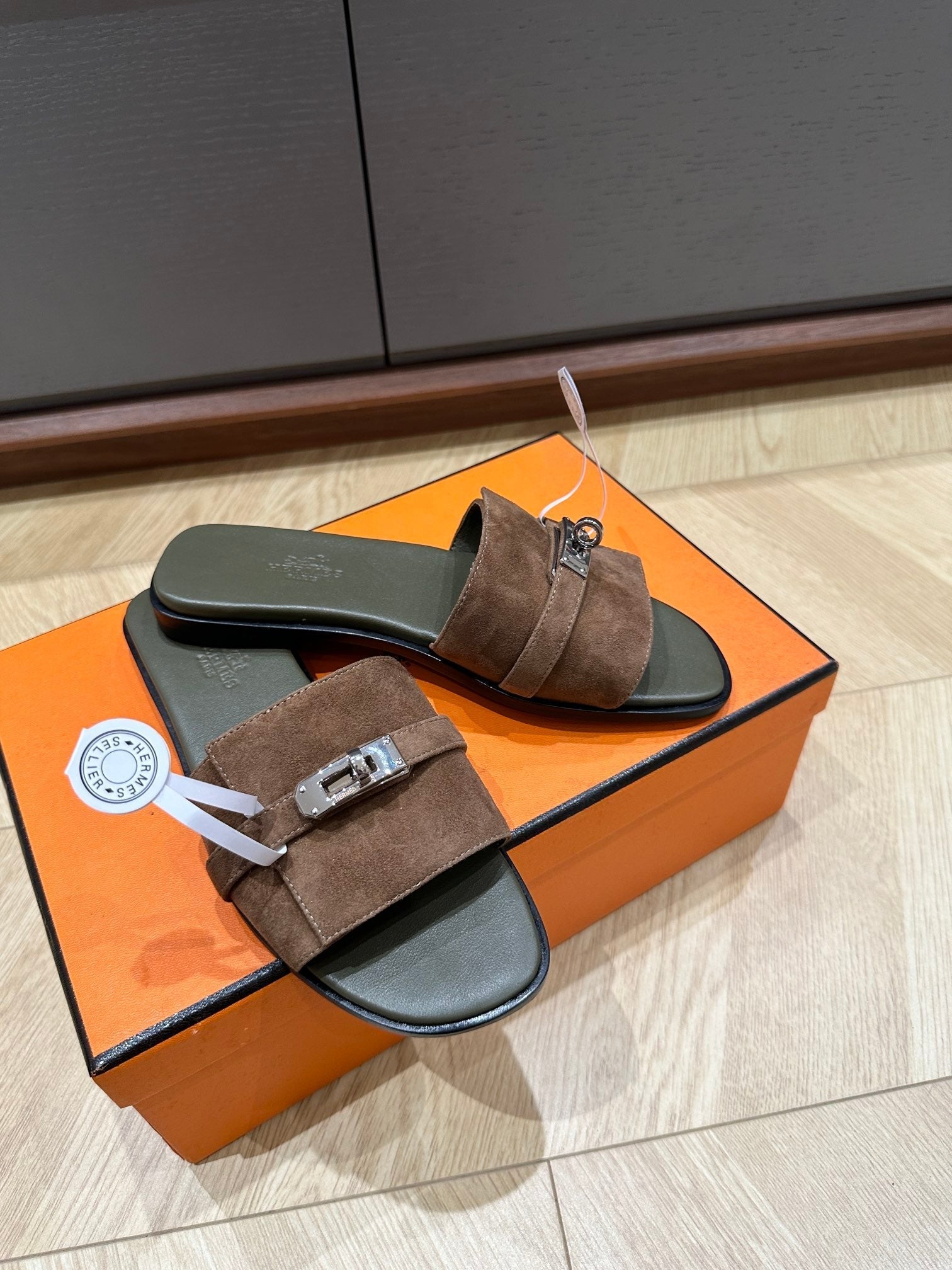 GABRIEL SANDAL LIGHT BROWN SUEDE、mysite、Cacoeks