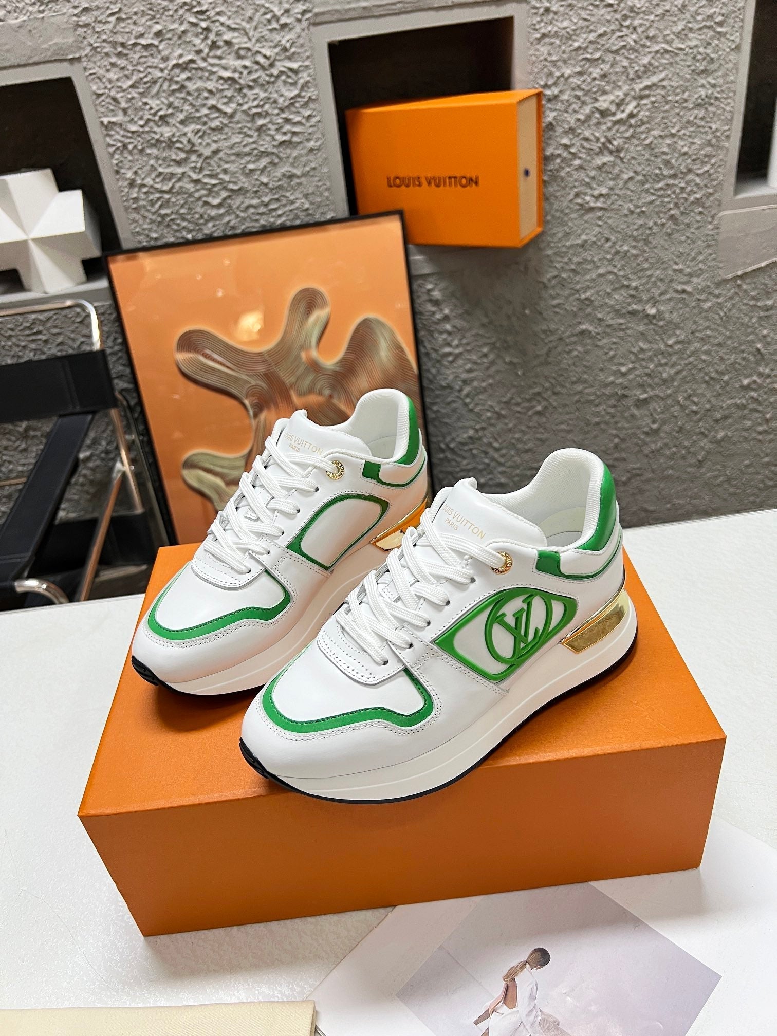 LV WOMEN SNEAKER IN WHITE MIX GREEN CALFSKIN、mysite、Cacoeks
