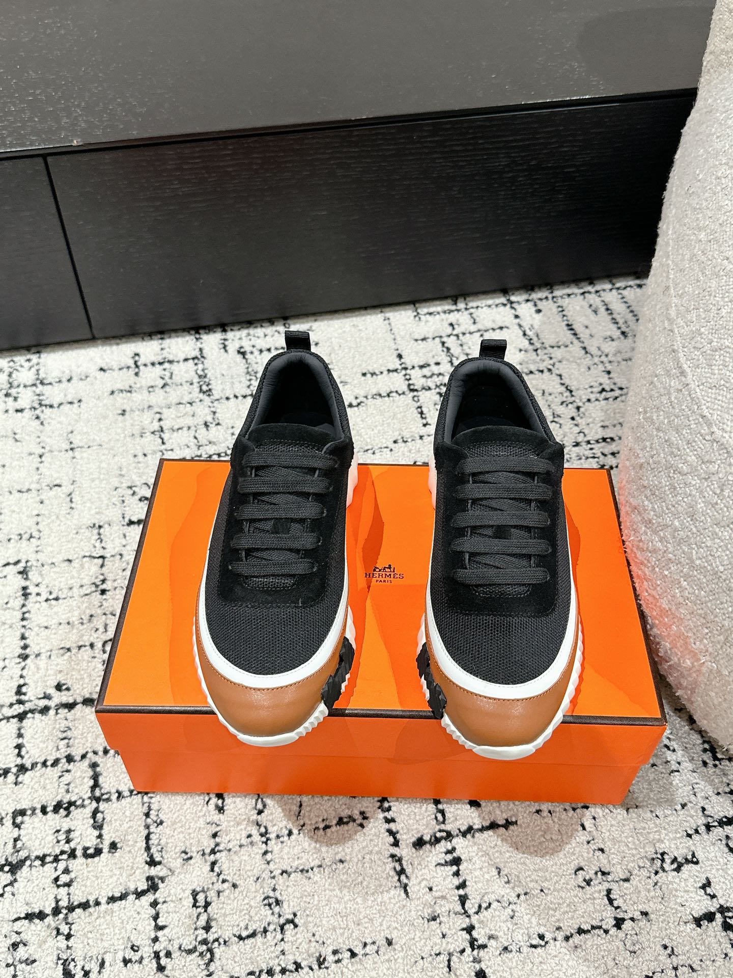 BOUNCING SNEAKER IN BRONZE BROWN CALFSKIN AND BLACK FABRIC、mysite、Cacoeks