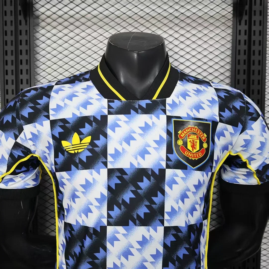 2025/2026 Player Version Manchester United Pecial Edition Retro Style Football Shirt 1:1 Thai Quality:football jersey mysite: unitedjerseyfootball 邓江浪:football