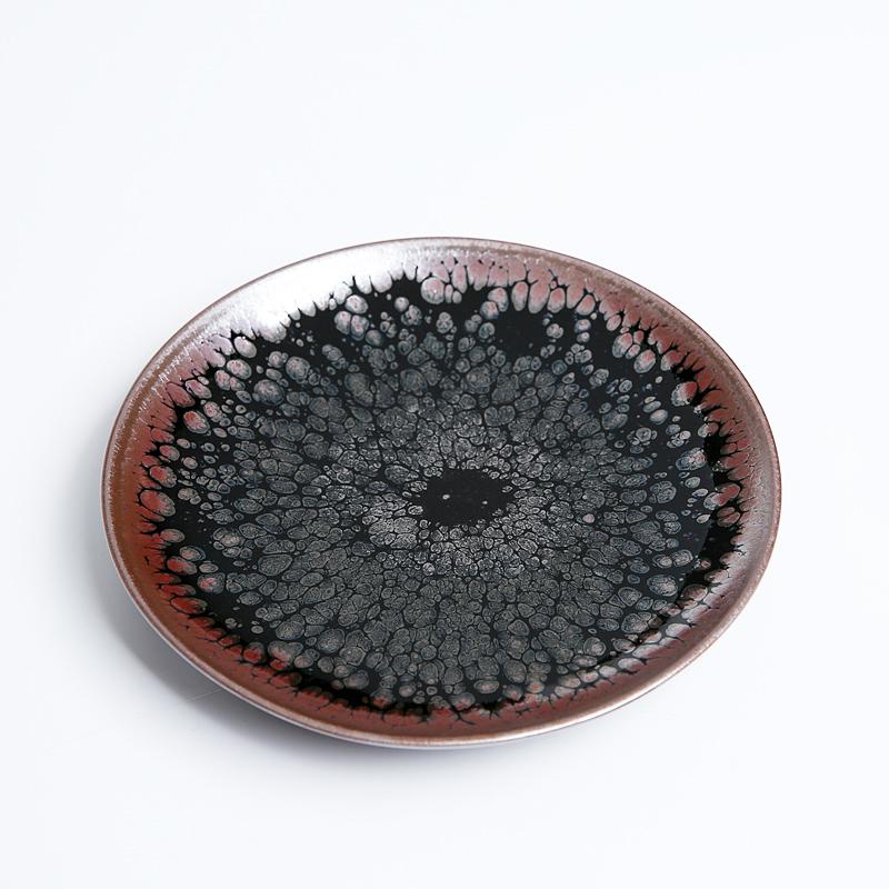 GEEK BAR-https://www.hot-toy.com/