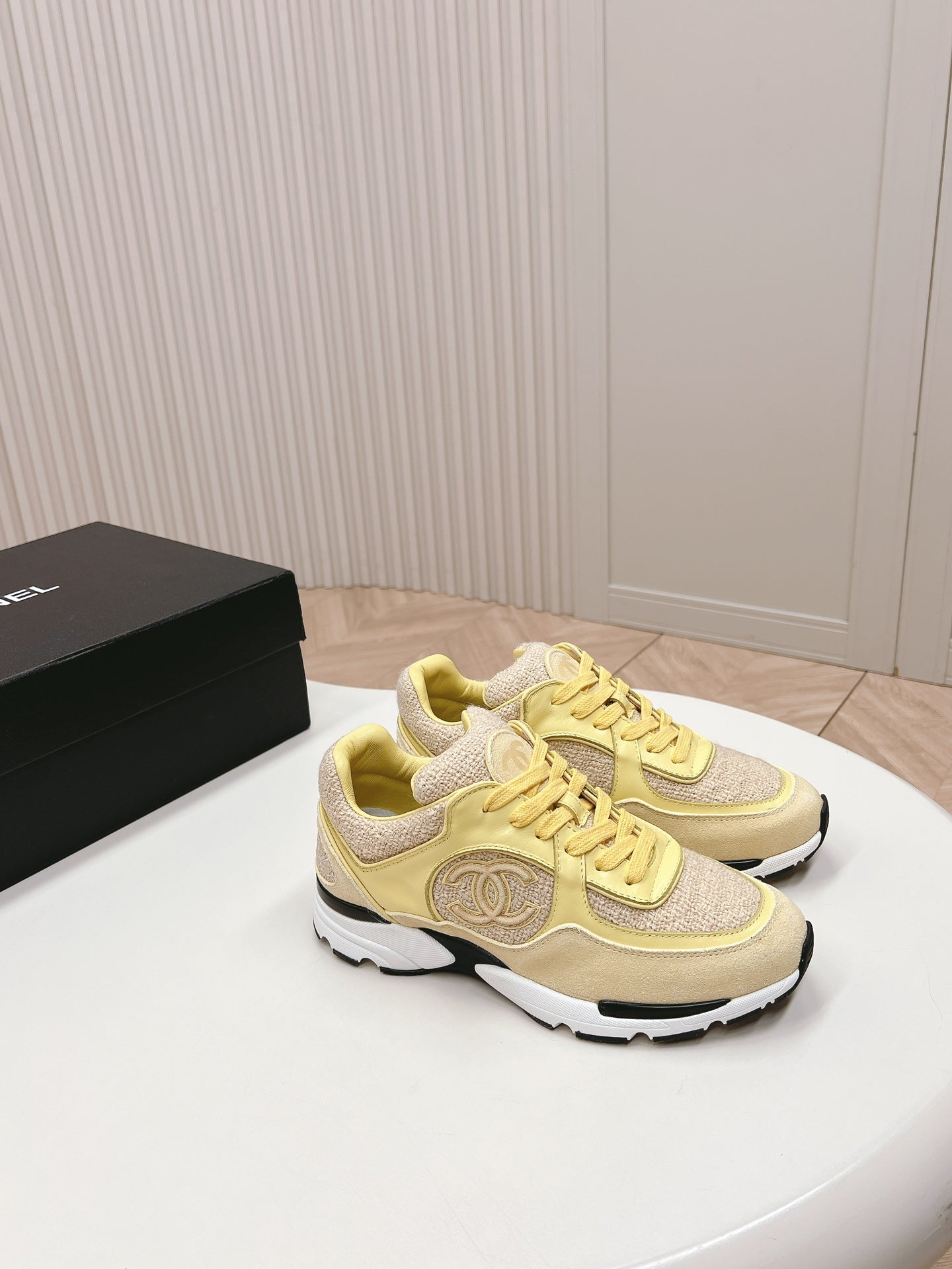 TRAINERS IN LIGHT YELLOW SUEDE AND CALFSKIN、mysite、Cacoeks