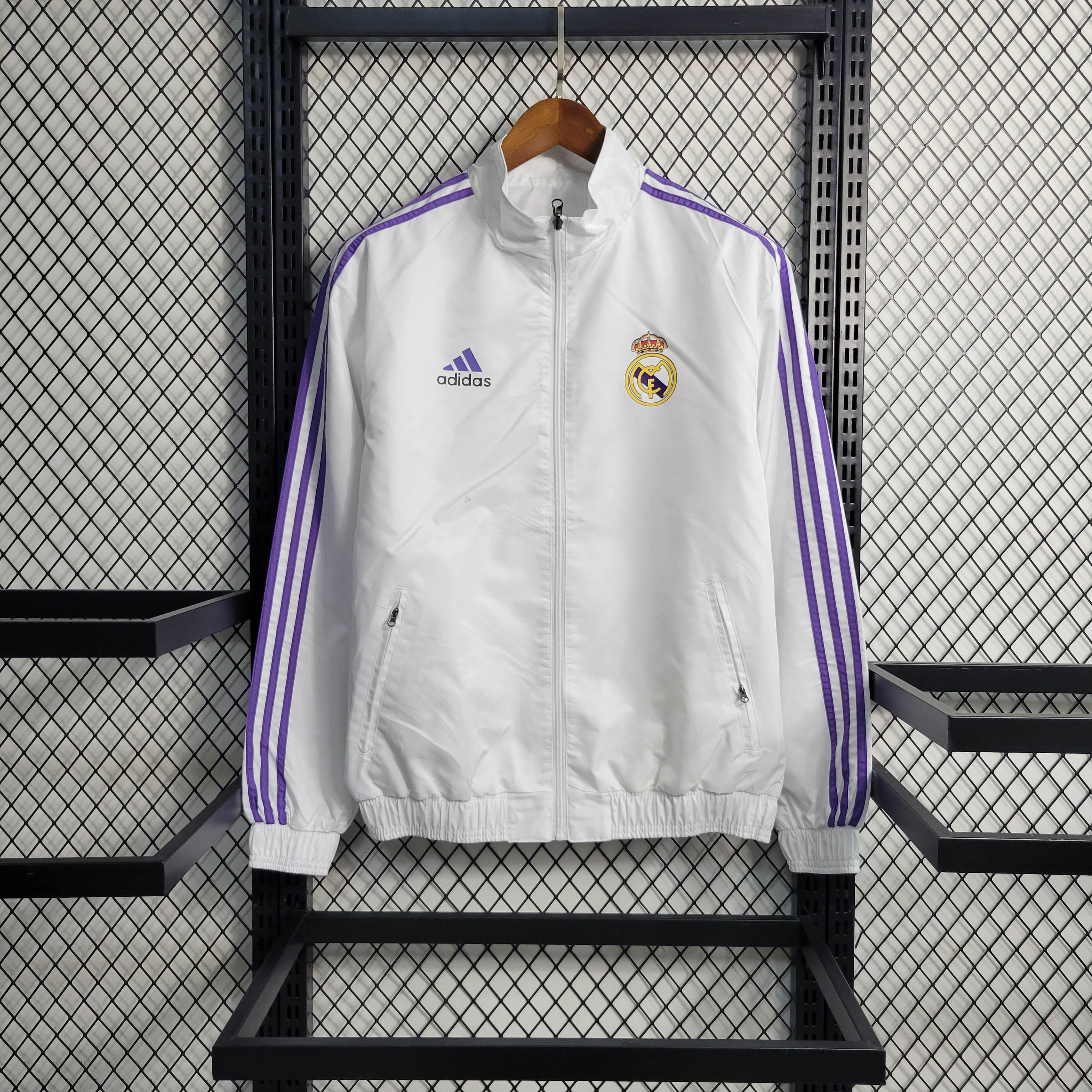 2023/2024 Real Madrid Reversible Windbreaker White:football jersey mysite: unitedjerseyfootball 邓江浪:football