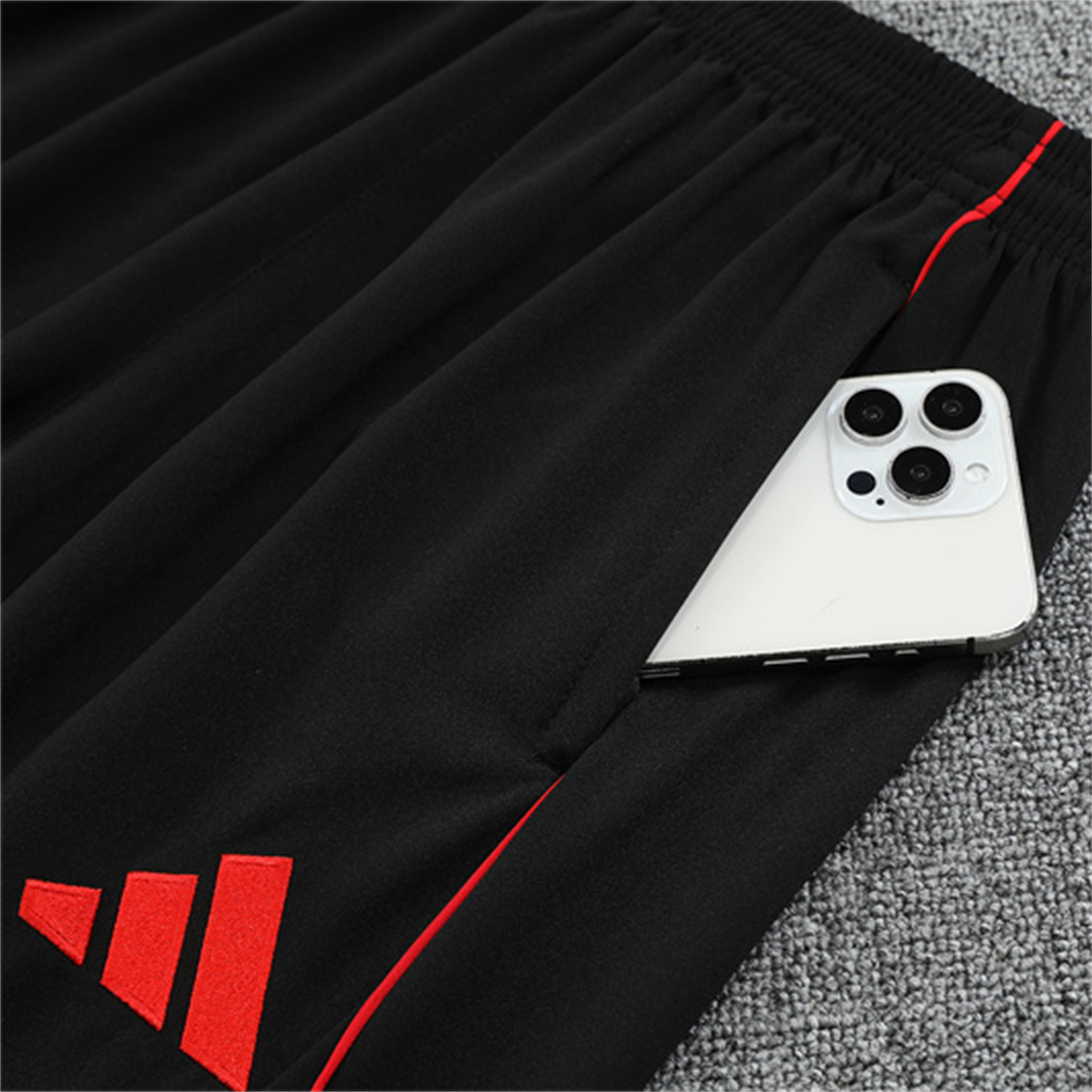 UltraTrikot-Bayern Munich 25-26 Kid Long Sleeves Training Set - Green Top & Black Pants