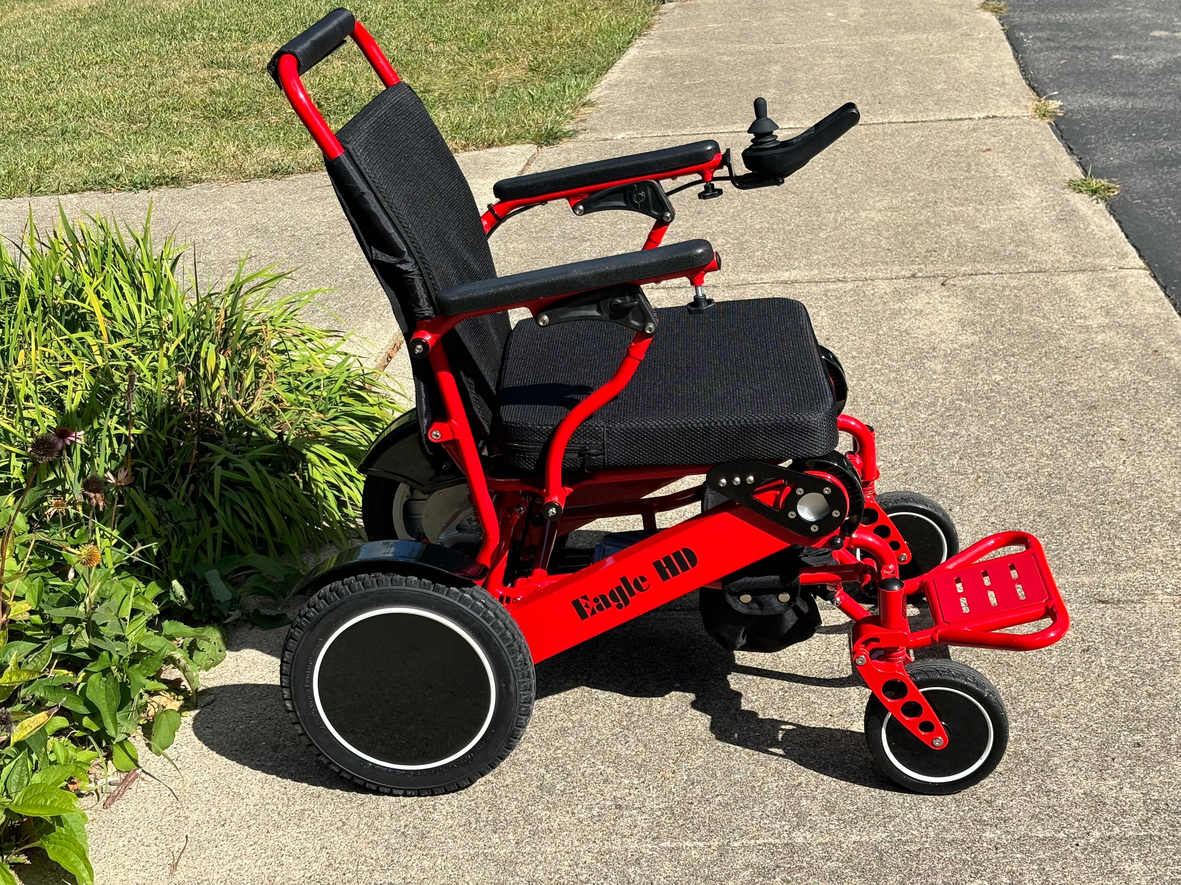 Eagle HD Heavy Duty Folding Chair